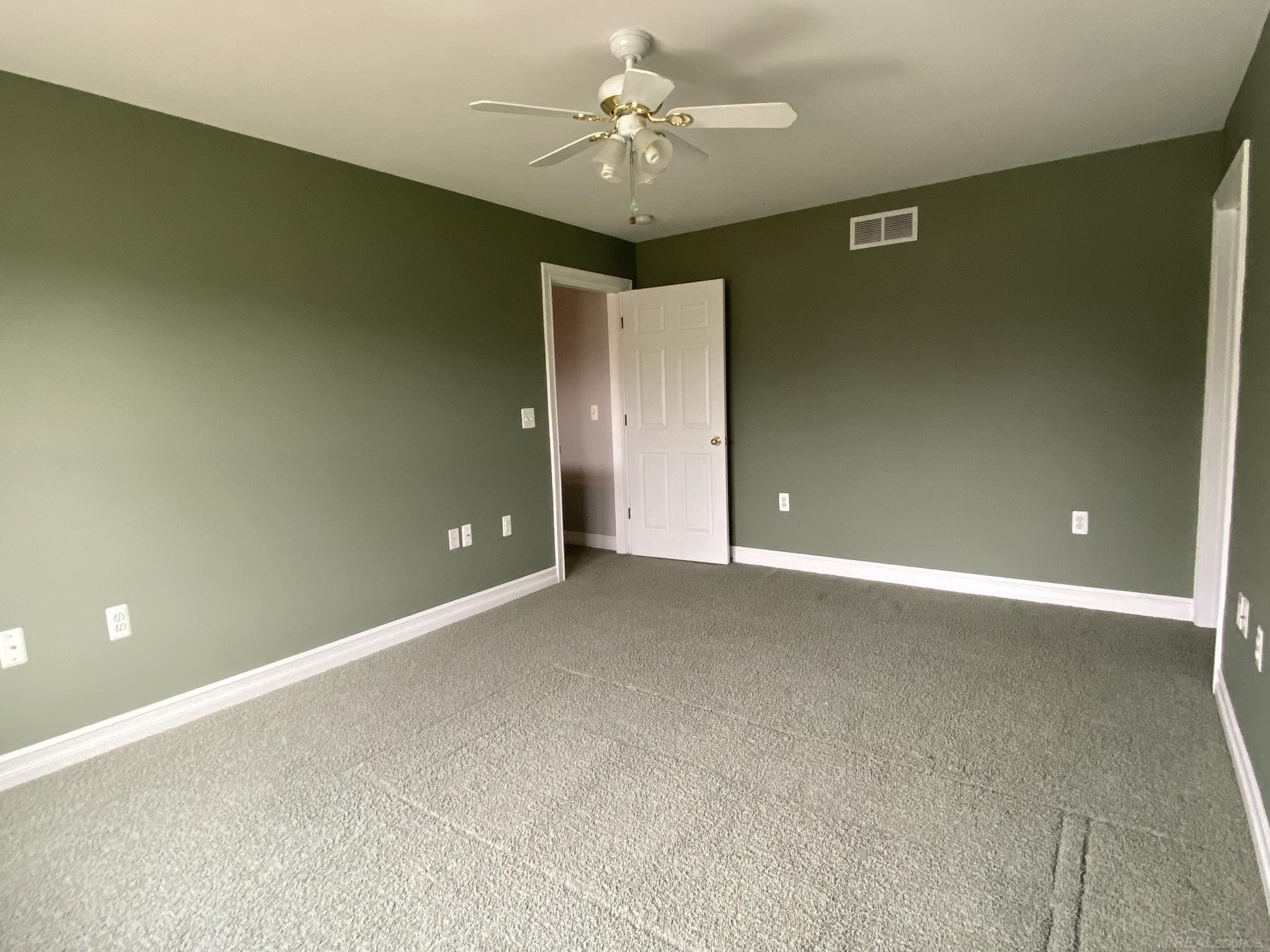 22 Kearsley Street, Ortonville, MI 48462 — Photo 24
