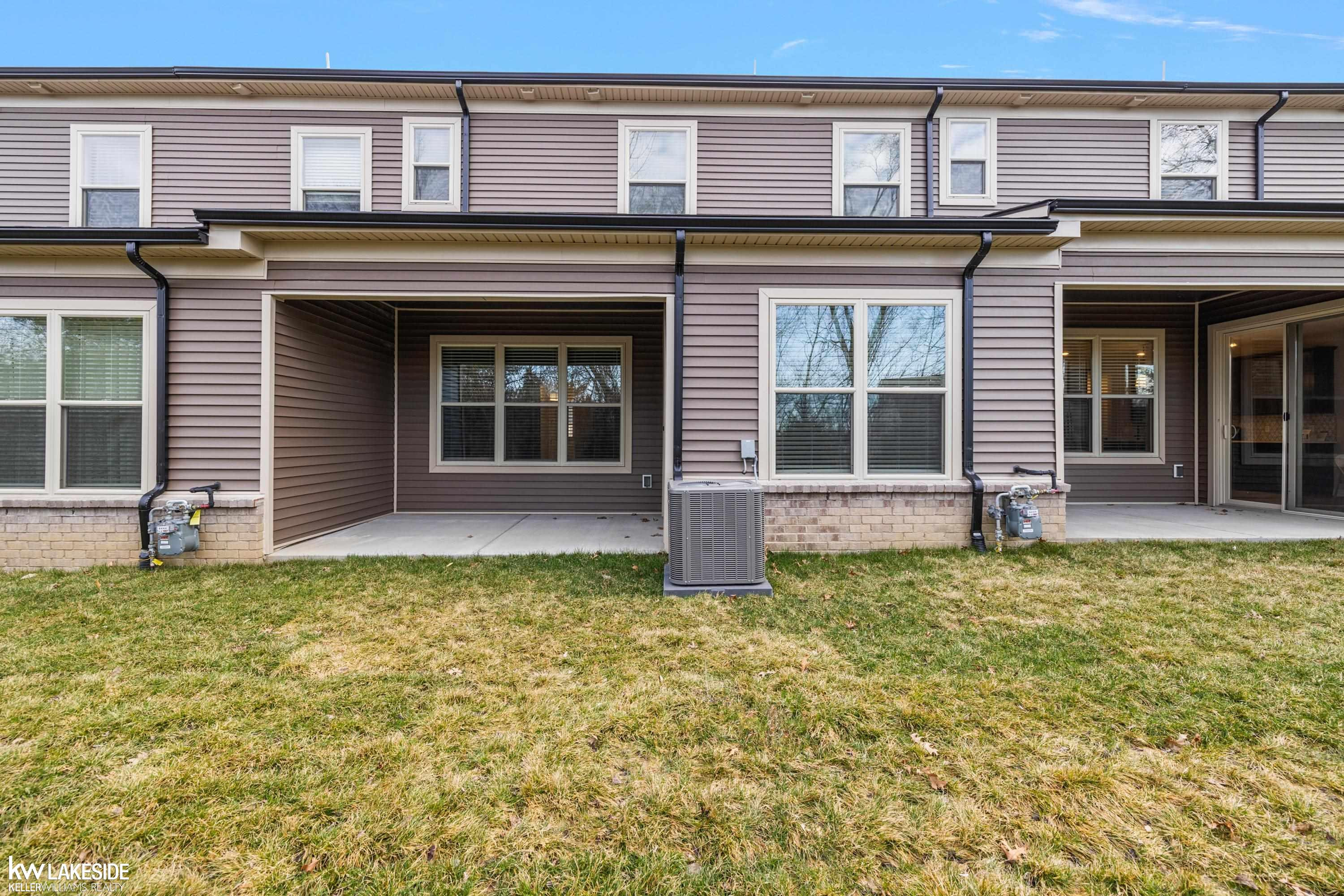 11383 Iziks, MI 48116 — Photo 6