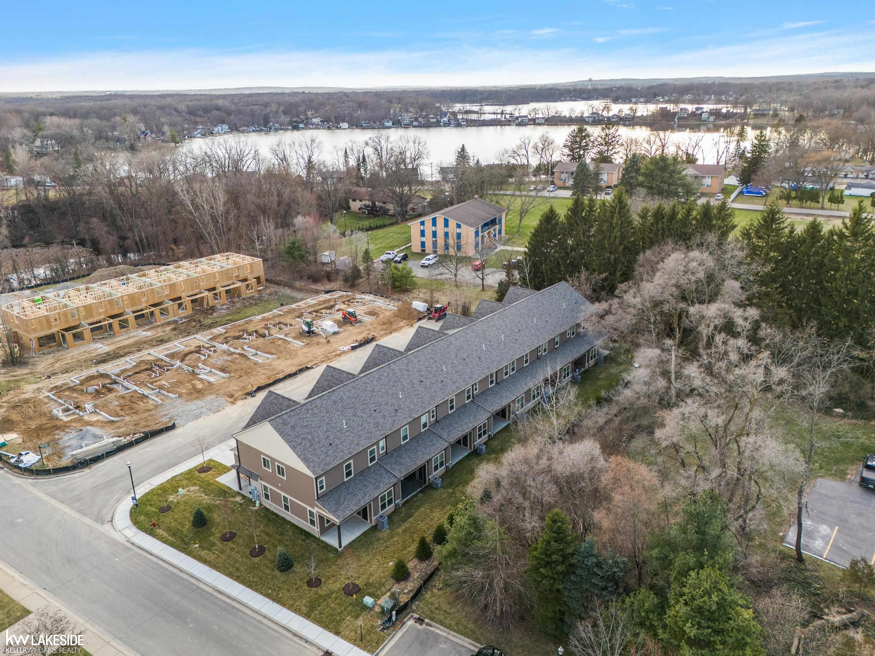 11383 Iziks, MI 48116 — Photo 10
