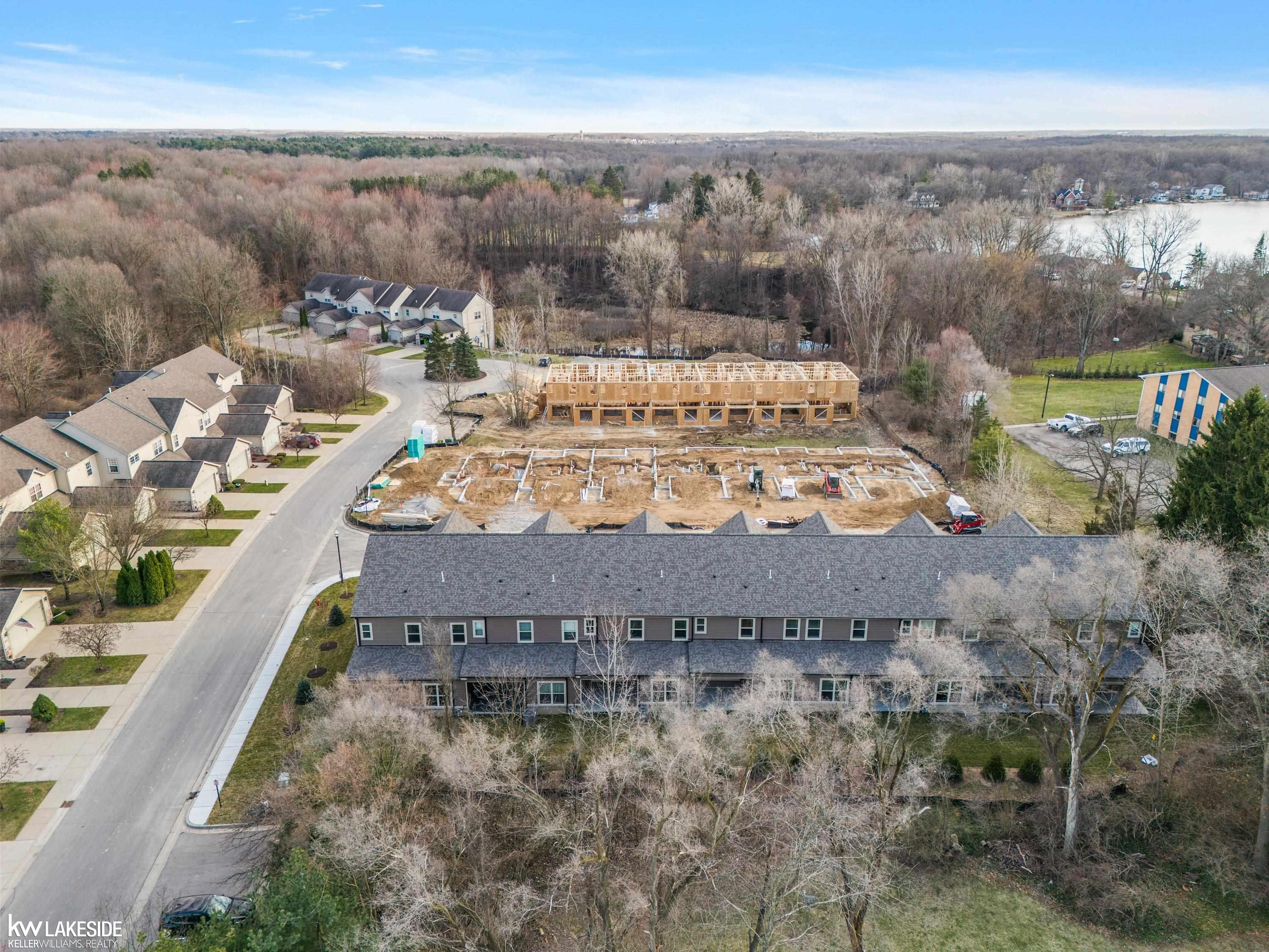 11383 Iziks, MI 48116 — Photo 11