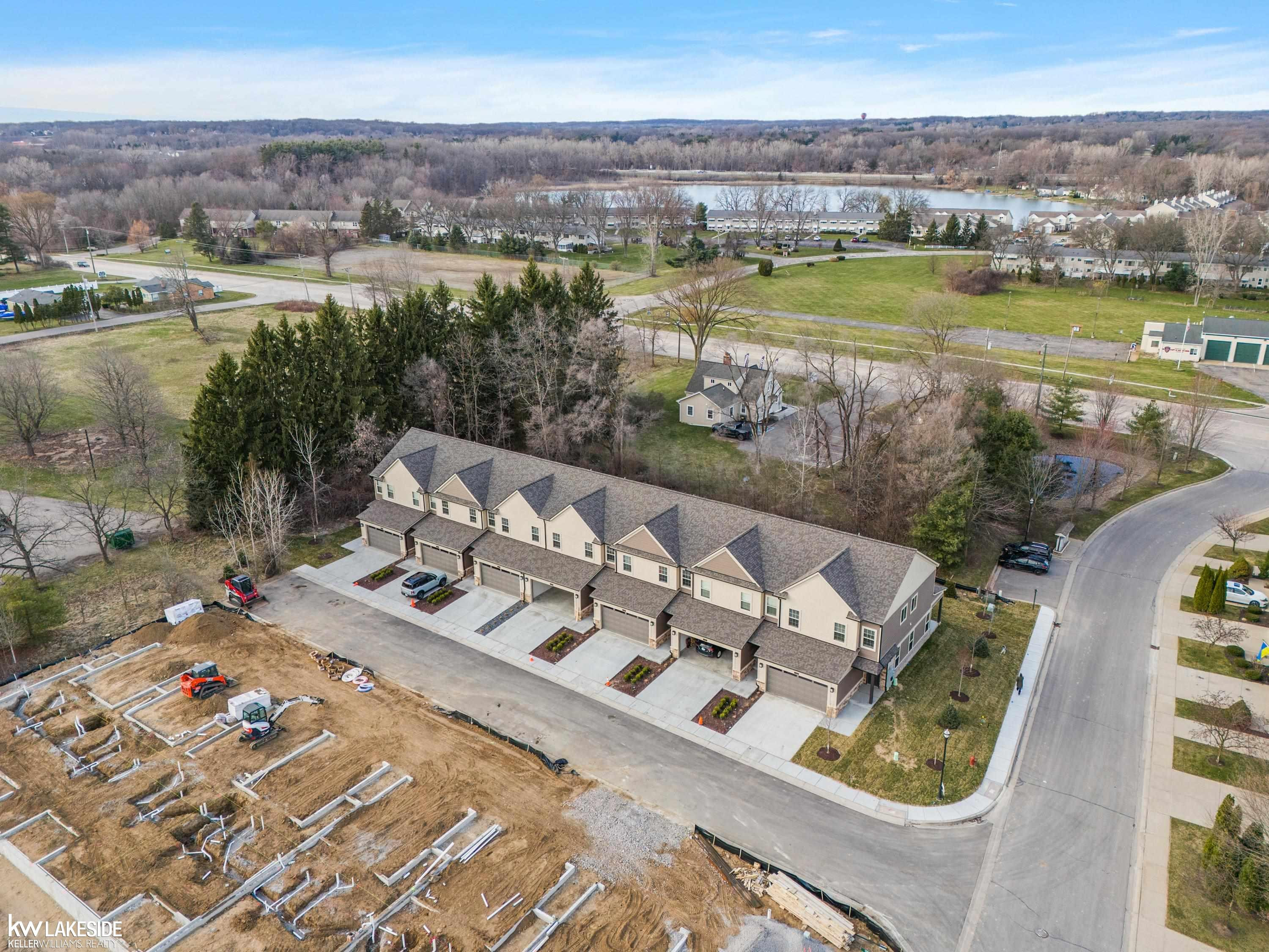 11383 Iziks, MI 48116 — Photo 16