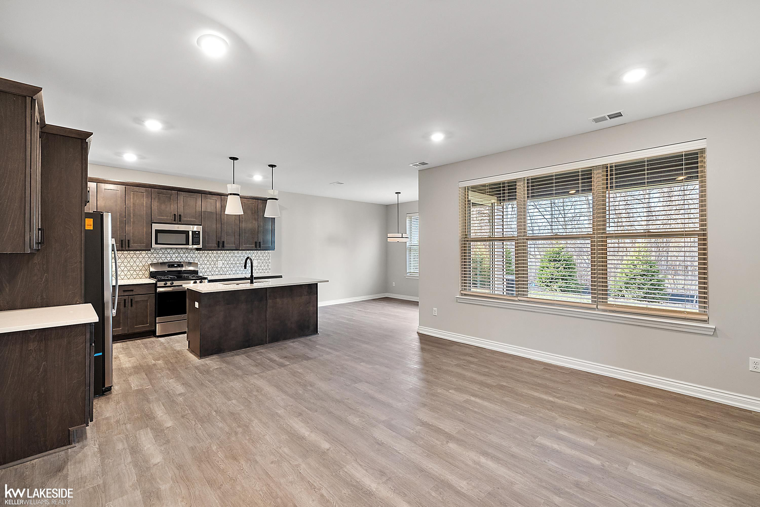 11383 Iziks, MI 48116 — Photo 21