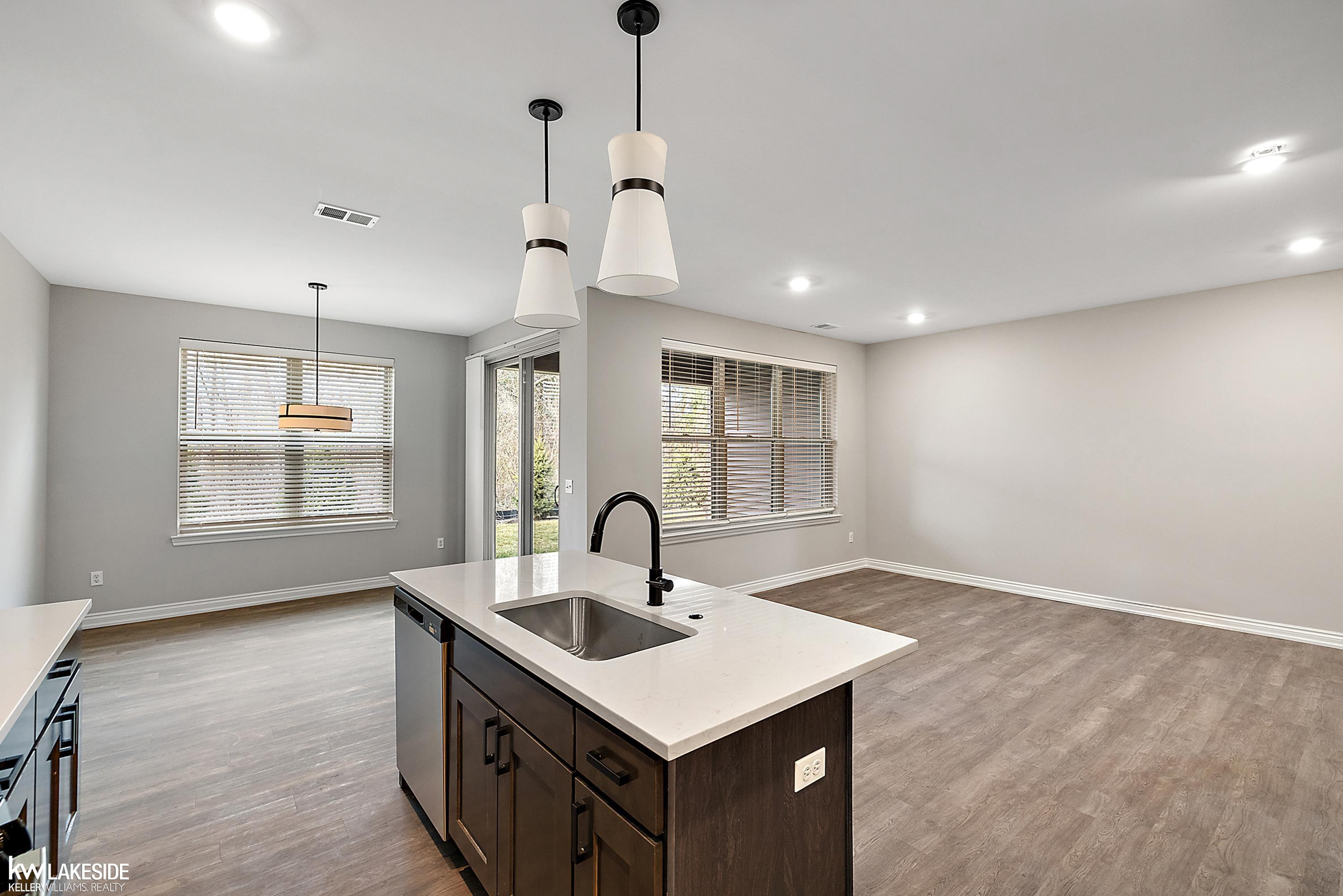 11383 Iziks, MI 48116 — Photo 28