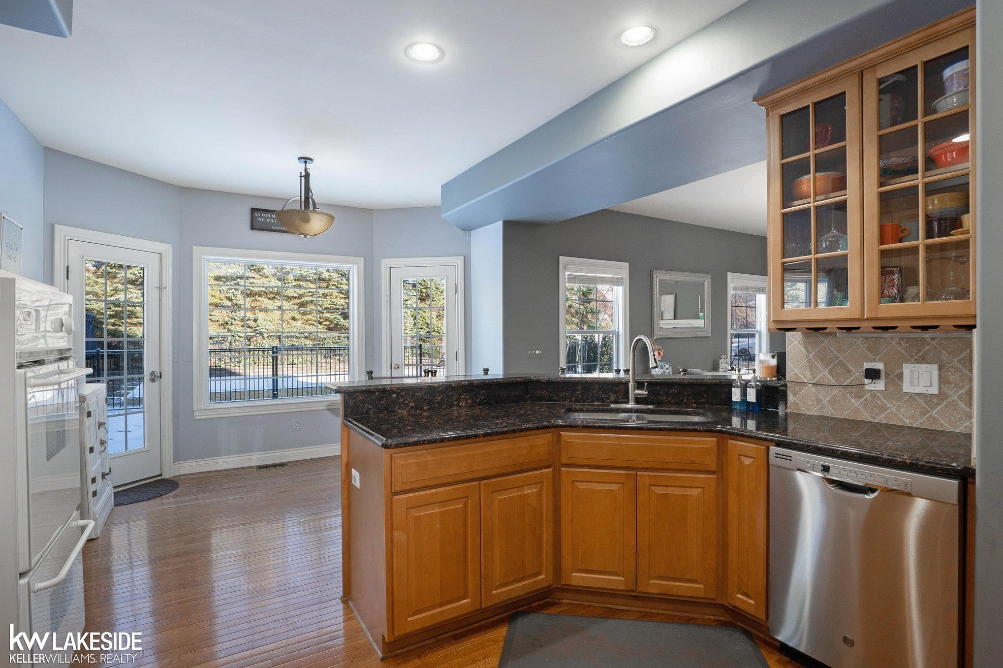 587 Bay Pointe, Oxford, MI 48371 — Photo 15