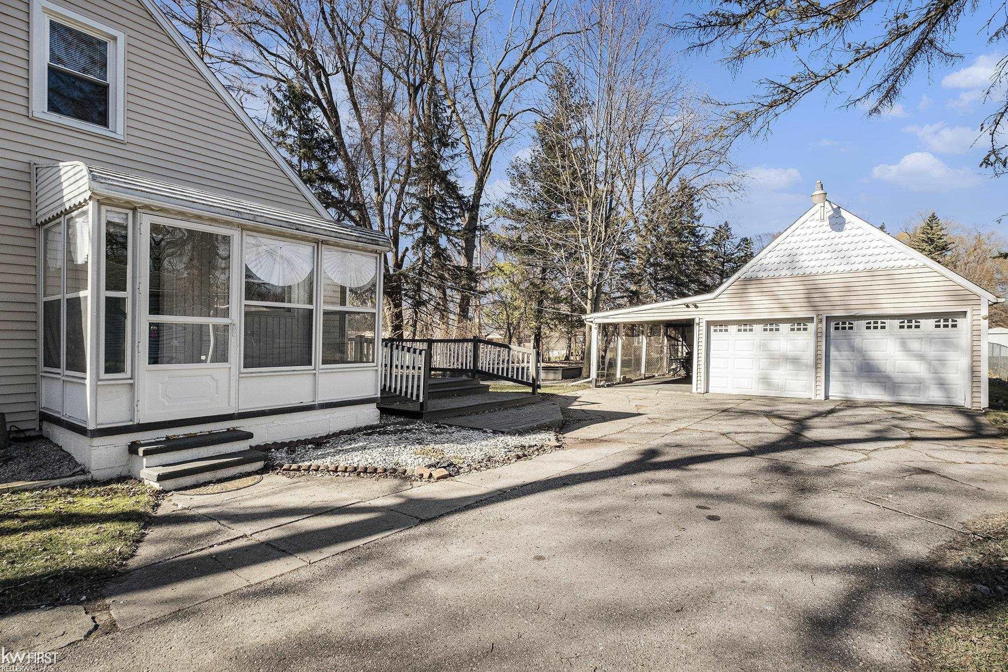 5522 Court, Flint, MI 48532 — Photo 6