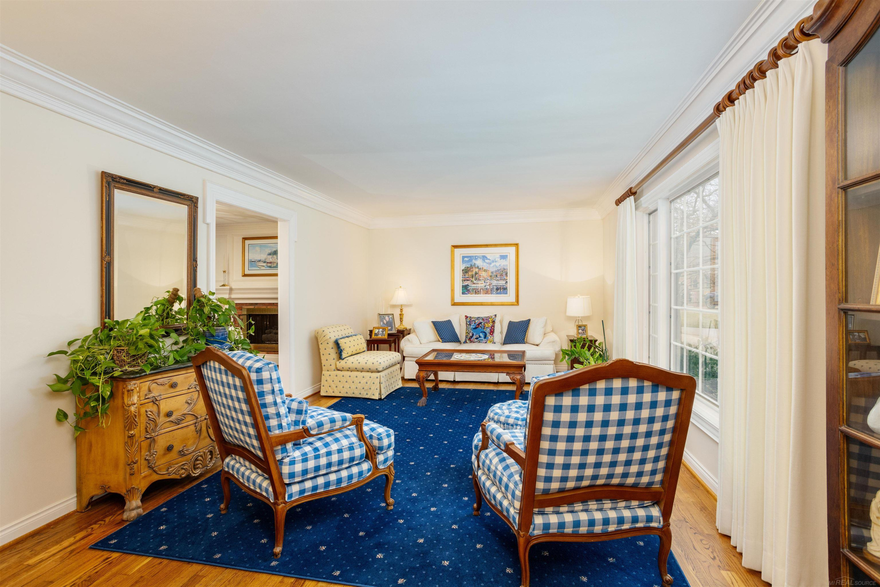 895 Avon Ct. Court, Grosse Pointe Woods, MI 48236 — Photo 7
