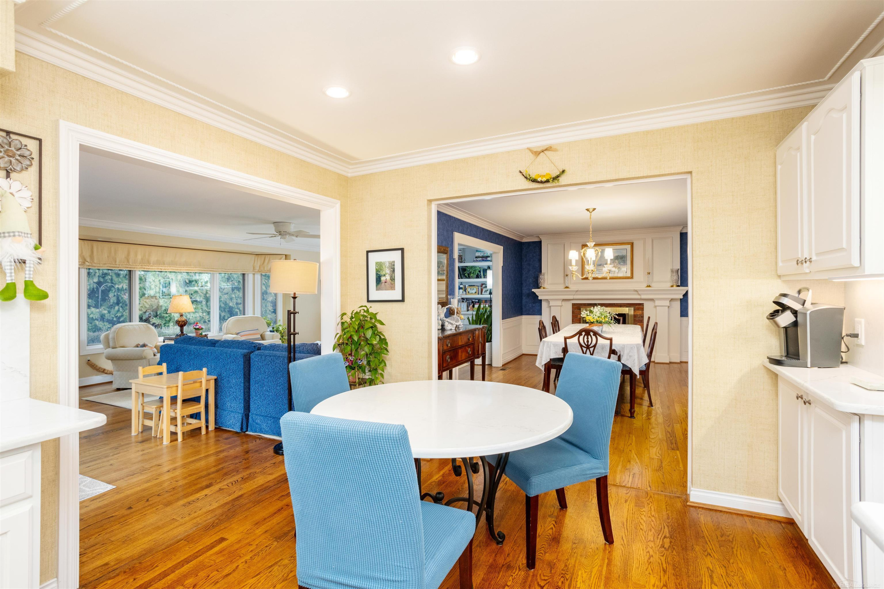 895 Avon Ct. Court, Grosse Pointe Woods, MI 48236 — Photo 14