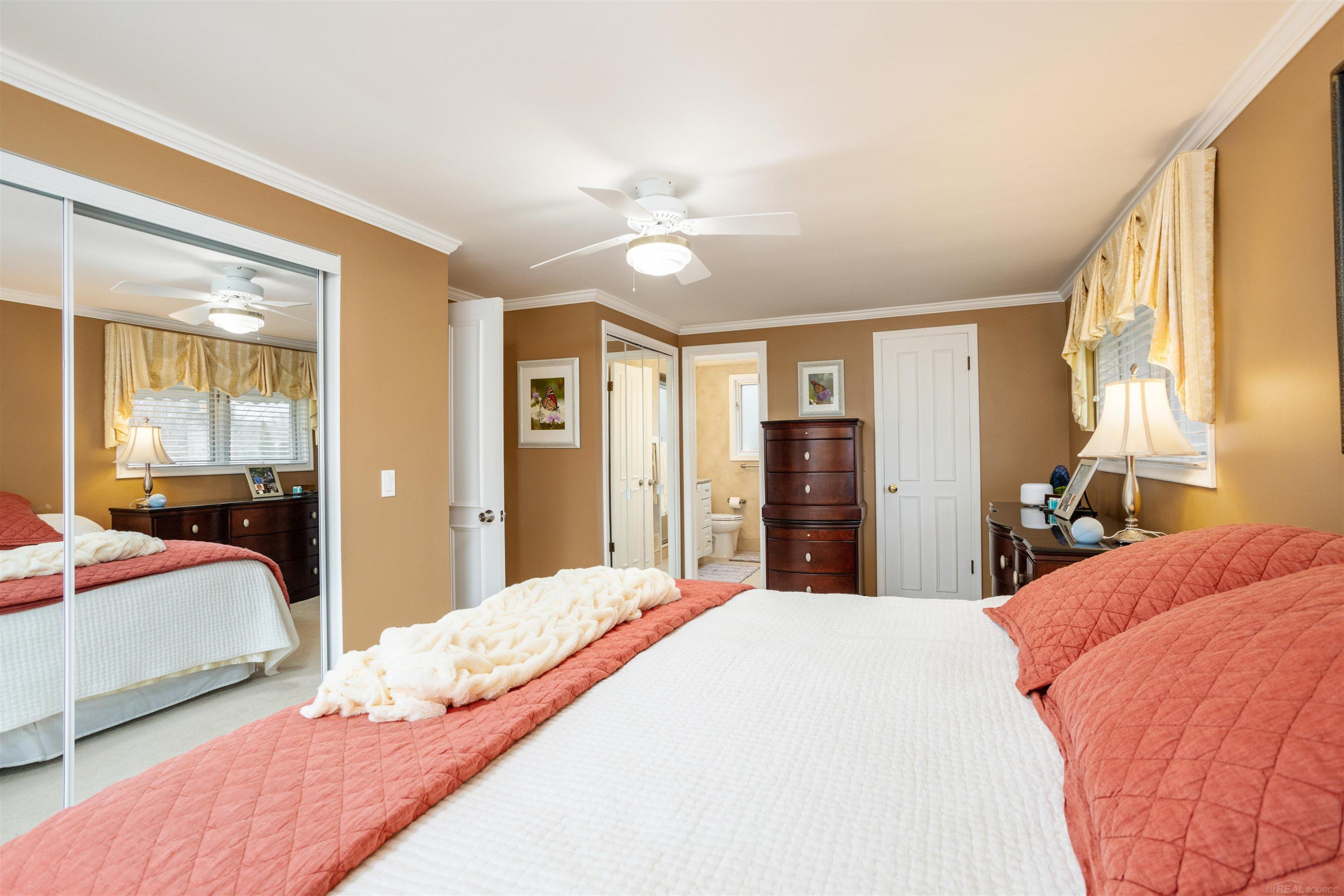 895 Avon Ct. Court, Grosse Pointe Woods, MI 48236 — Photo 25
