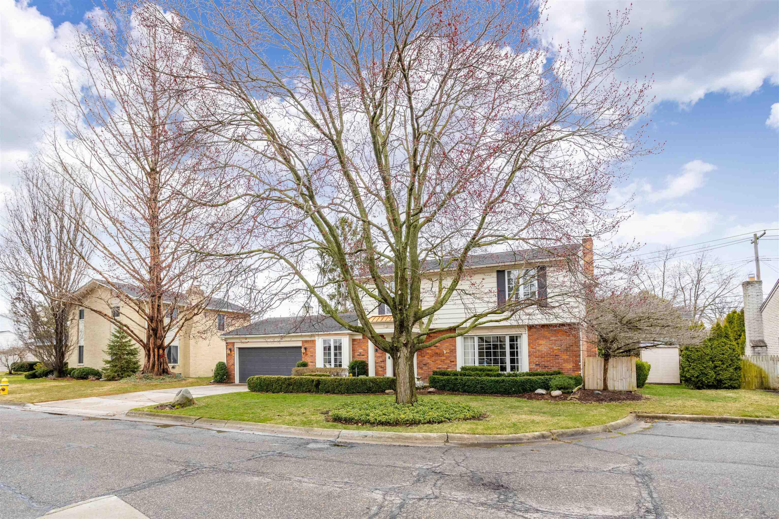895 Avon Ct. Court, Grosse Pointe Woods, MI 48236 — Photo 42