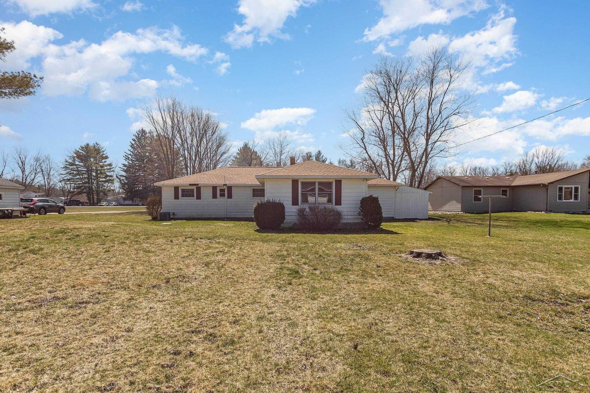 22078 Gratiot Road, Merrill, MI 48637 — Photo 5