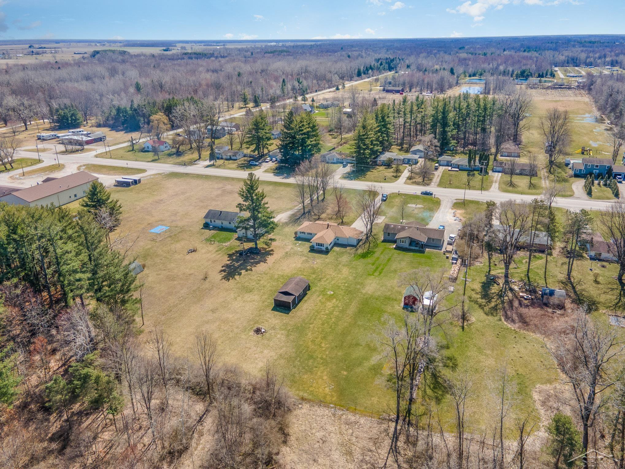 22078 Gratiot Road, Merrill, MI 48637 — Photo 7