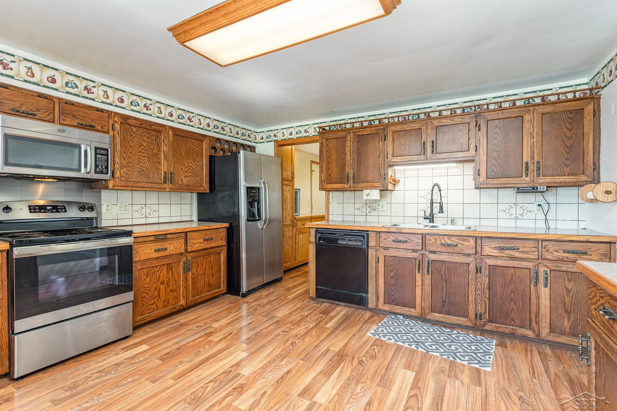 22078 Gratiot Road, Merrill, MI 48637 — Photo 11