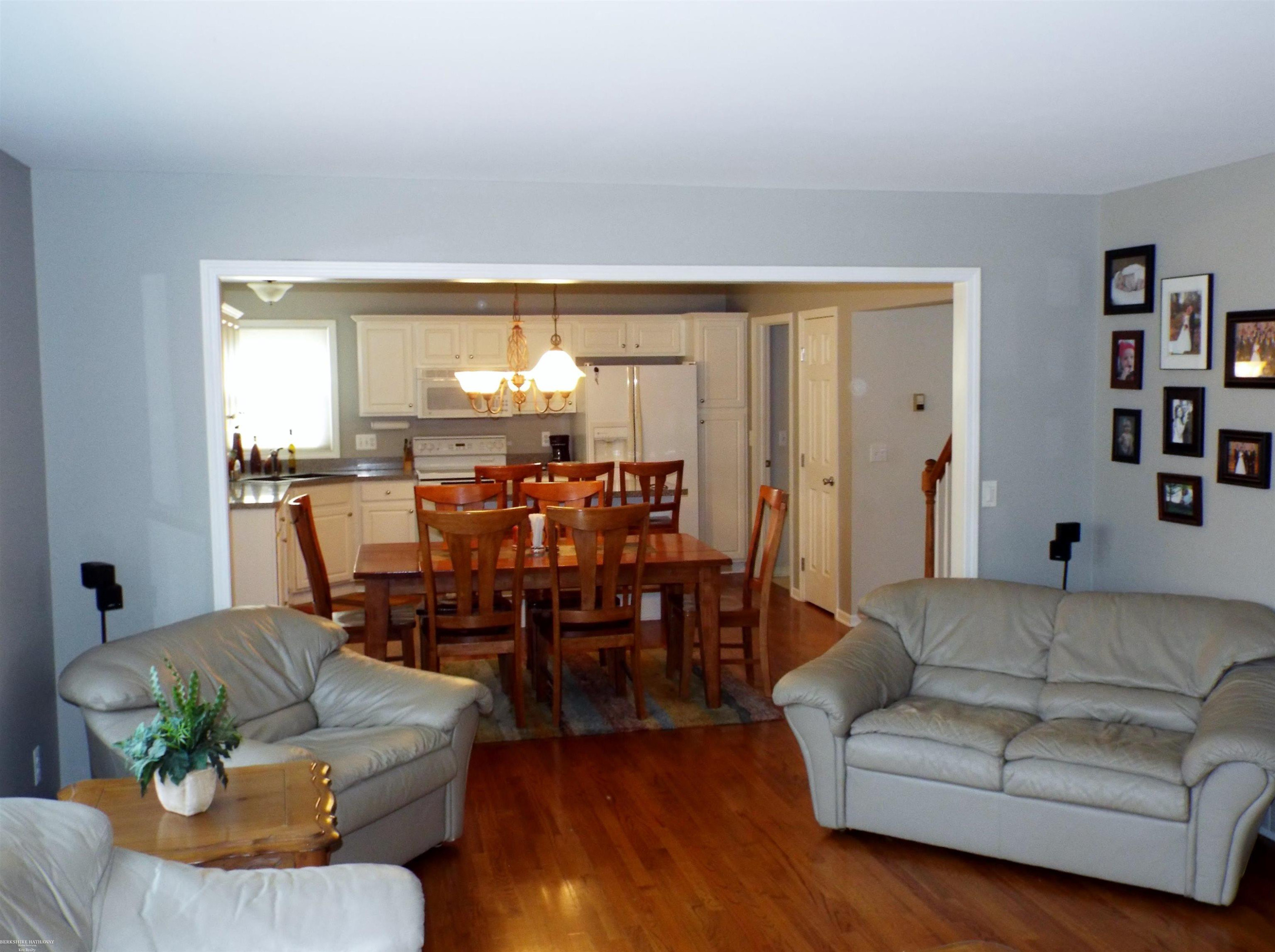 4492 Chloe Court, Waterford, MI 48329 — Photo 18