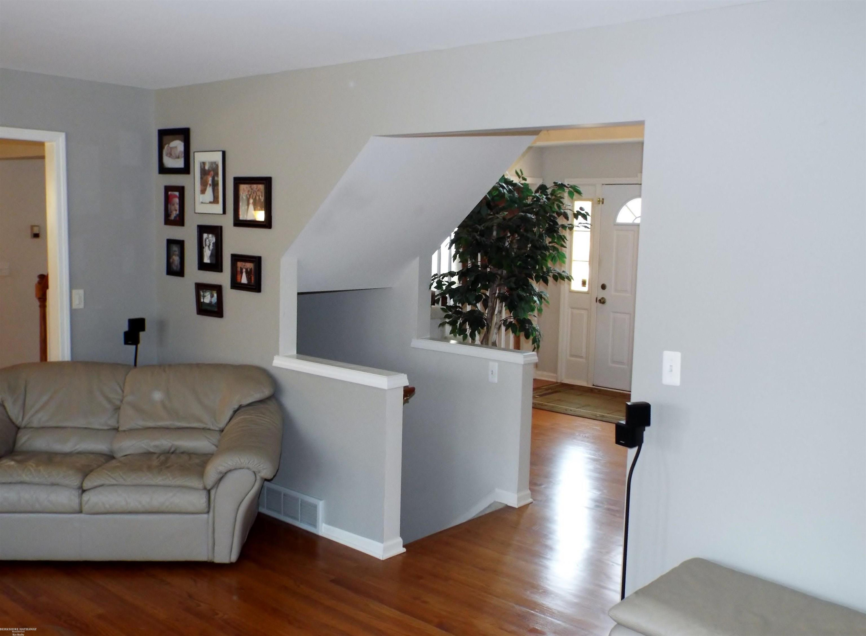 4492 Chloe Court, Waterford, MI 48329 — Photo 19