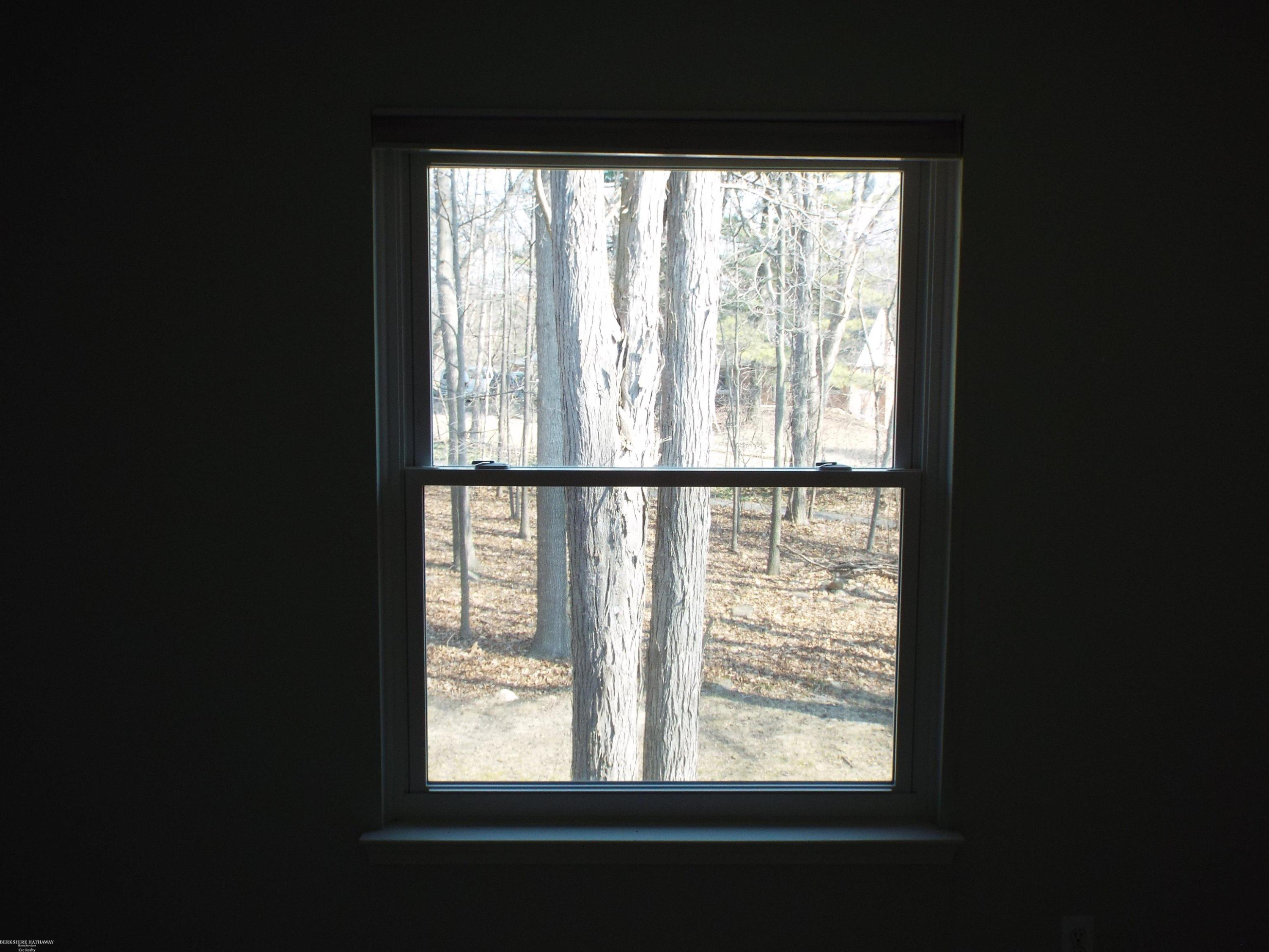 4492 Chloe Court, Waterford, MI 48329 — Photo 37