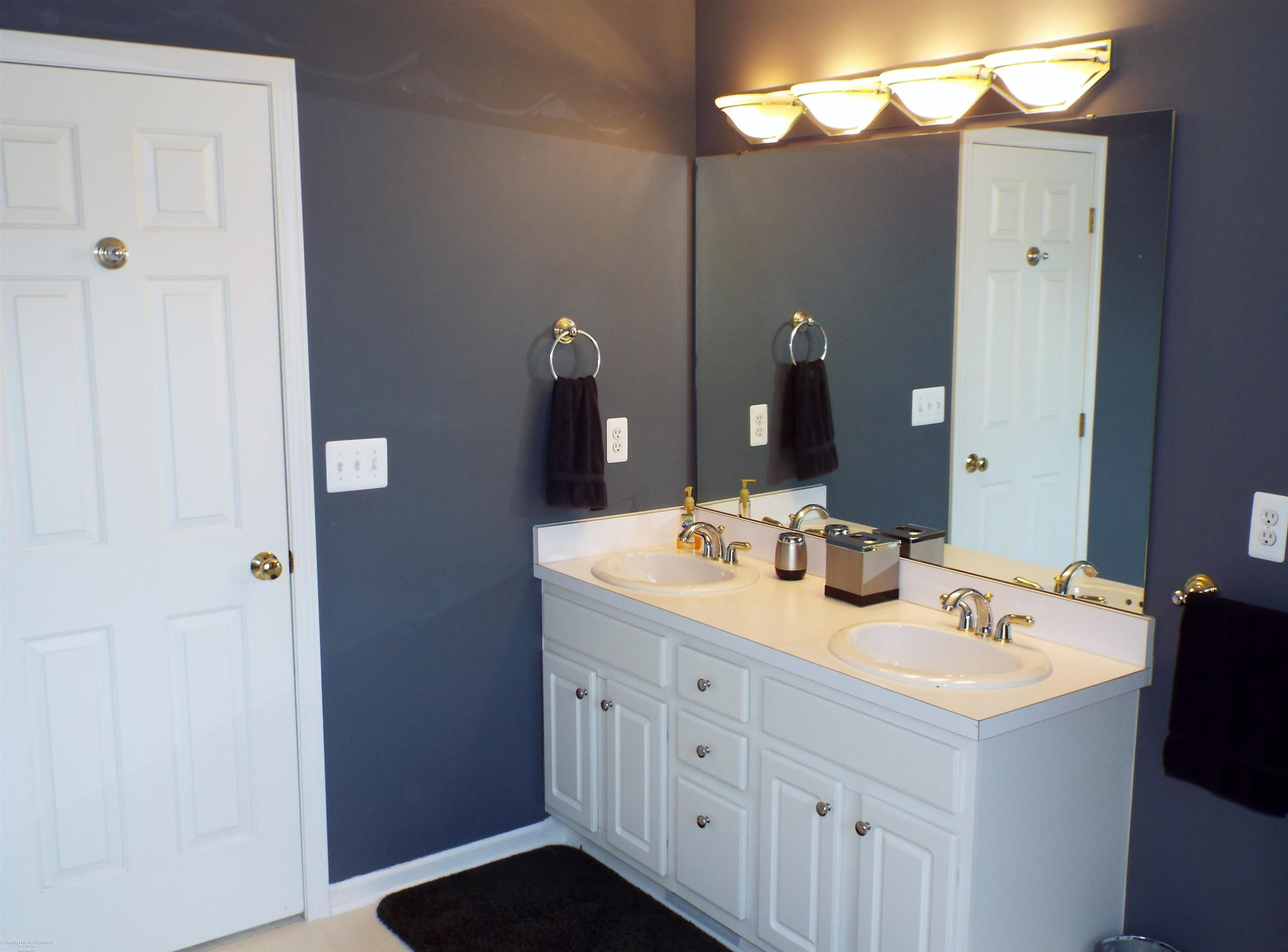 4492 Chloe Court, Waterford, MI 48329 — Photo 46