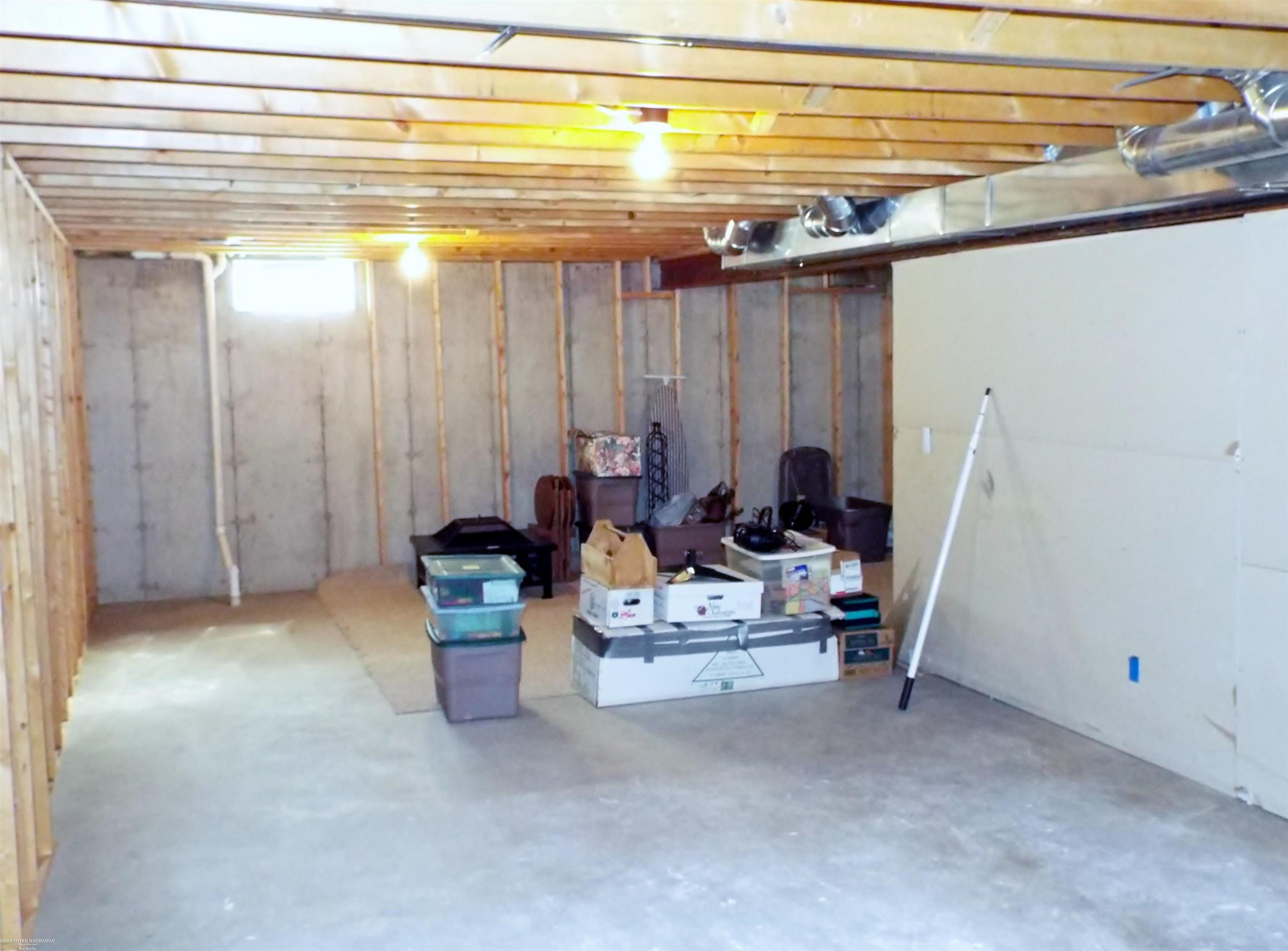 4492 Chloe Court, Waterford, MI 48329 — Photo 57
