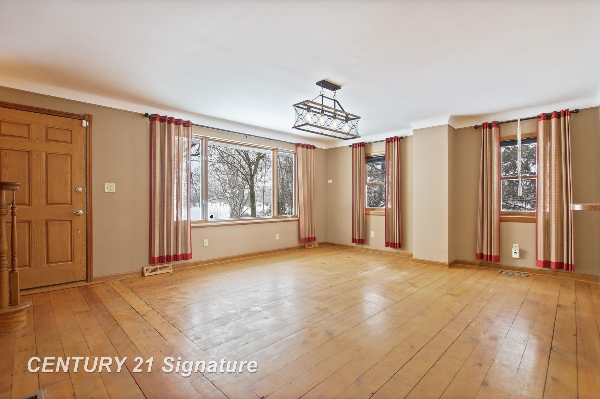 6807 W Freeland Road, Freeland, MI 48623 — Photo 8