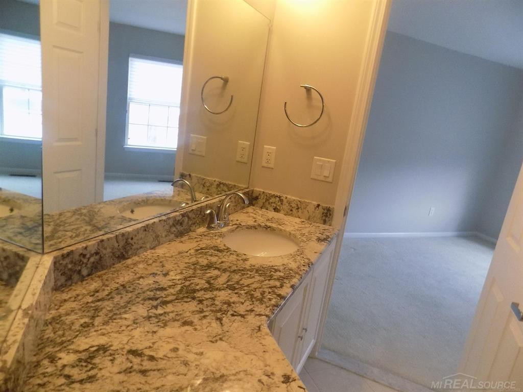 41825 mitchell, Novi, MI 48377 — Photo 18