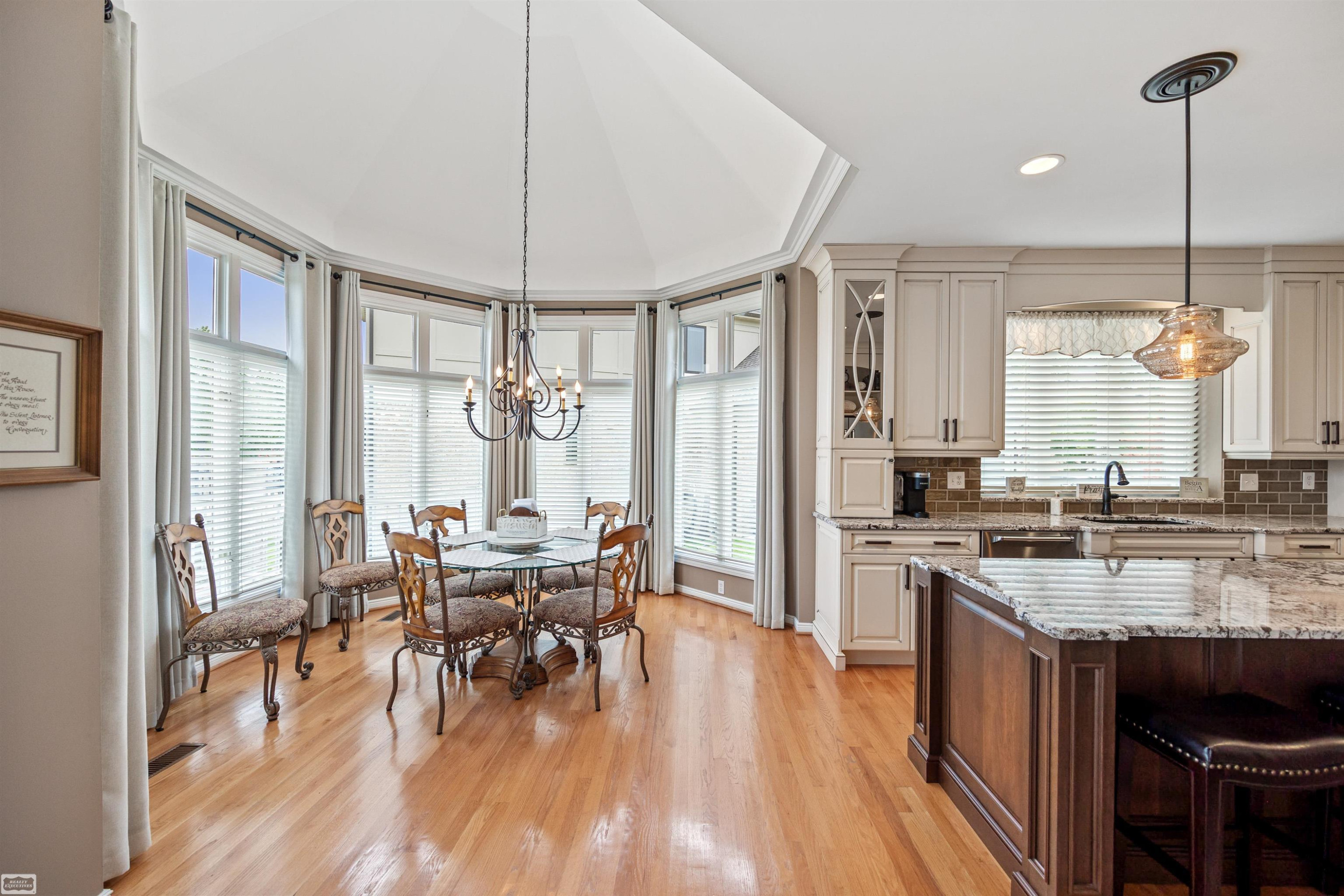 54124 Salem Drive, Shelby Twp, MI 48316 — Photo 13