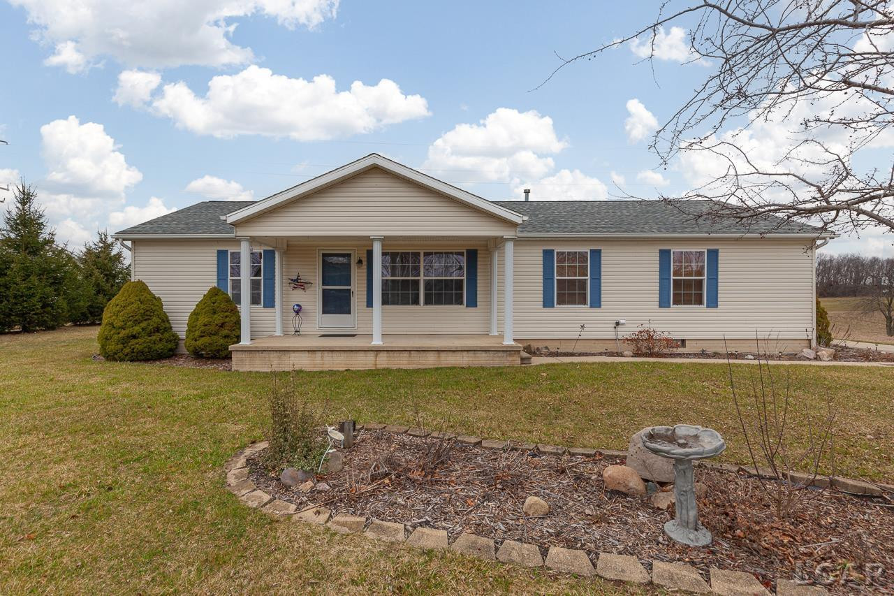 13946 Northmoor Drive, Cement City, MI 49233