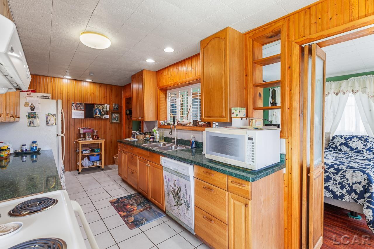 315 Talbot, Addison, MI 49220 — Photo 13