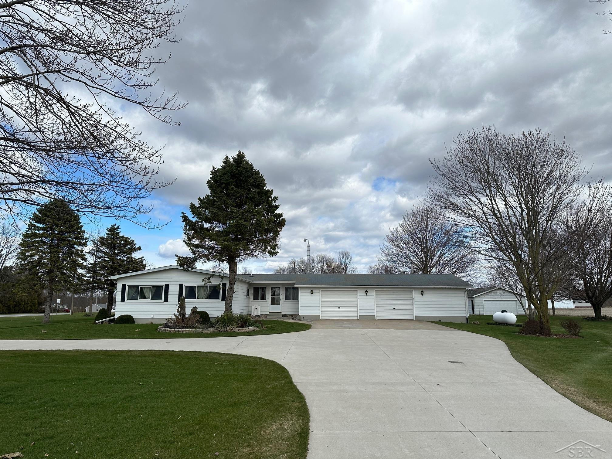 5032 Birch Run, Birch Run, MI 48415 — Photo 2