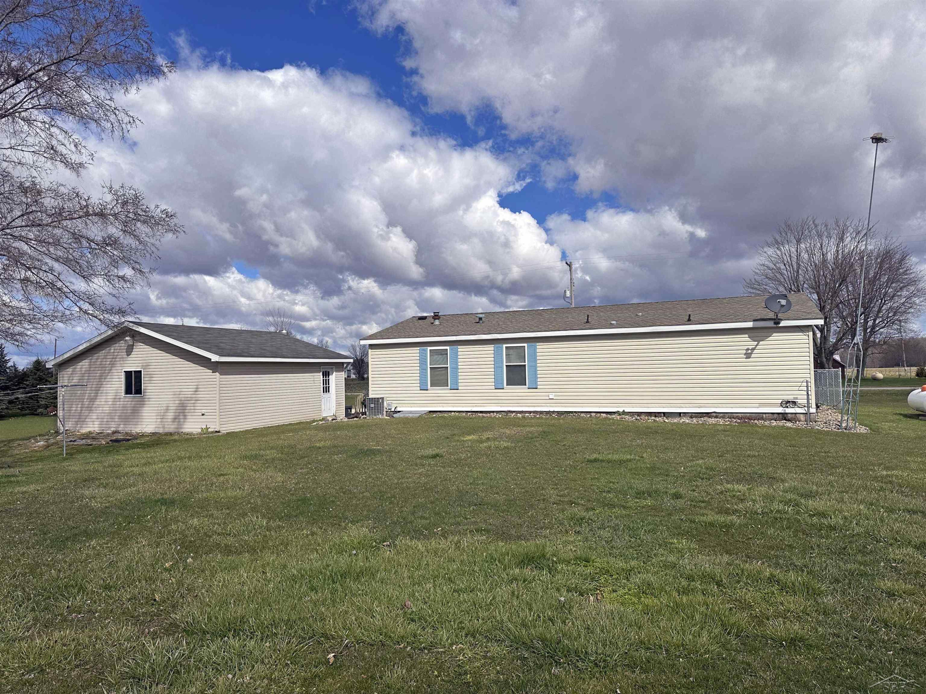 7429 Volkmer, Chesaning, MI 48616 — Photo 5
