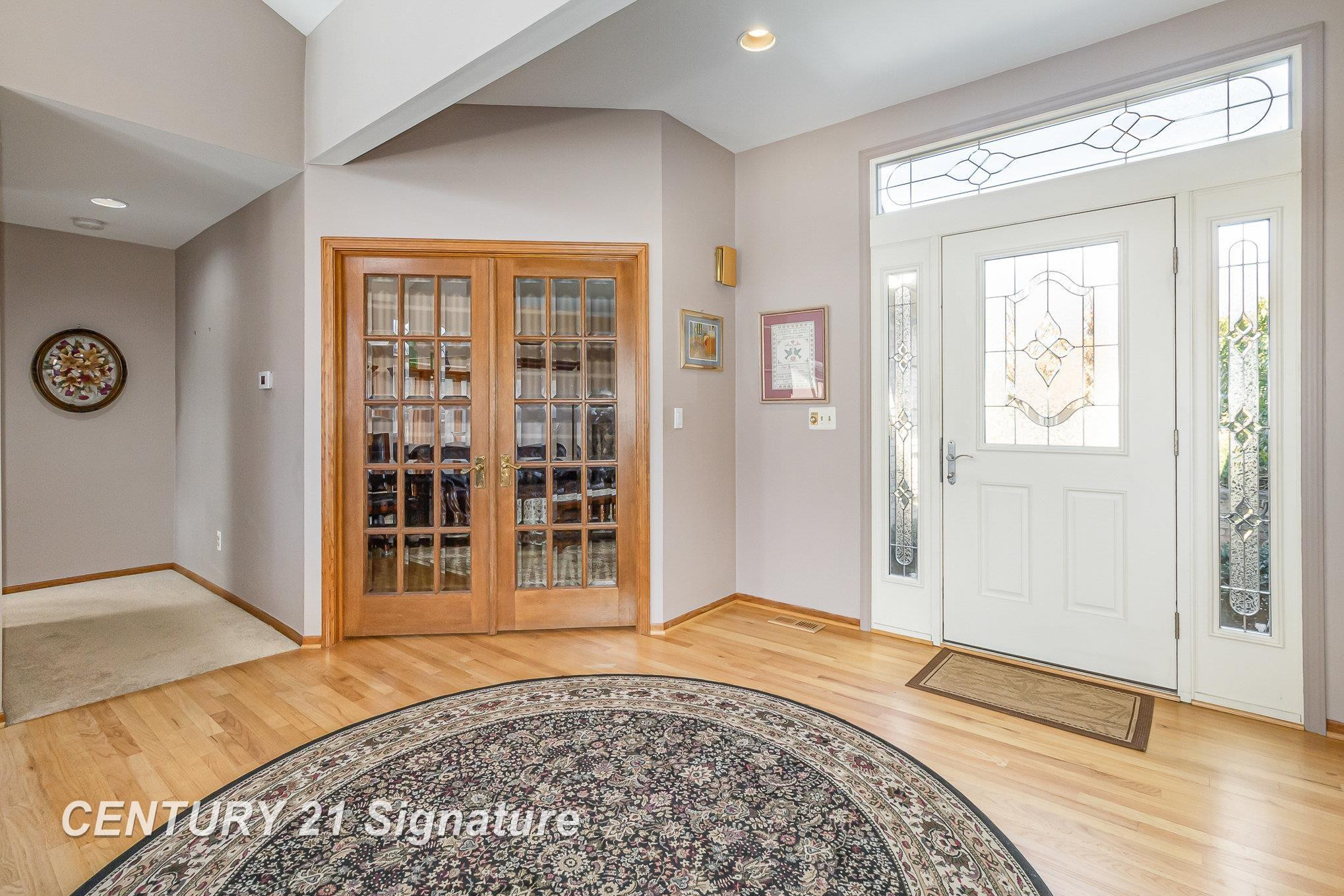 41273 Beacon, Novi, MI 48375 — Photo 4
