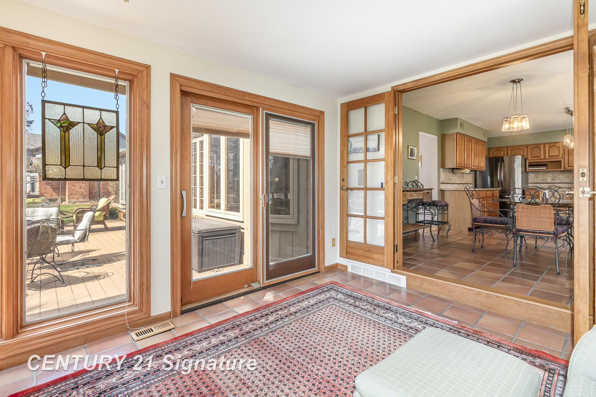 41273 Beacon, Novi, MI 48375 — Photo 22