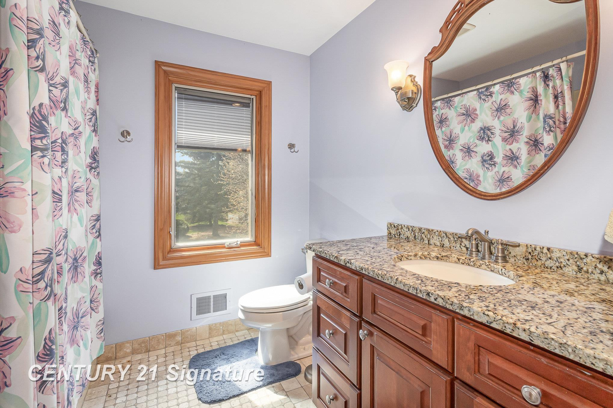 41273 Beacon, Novi, MI 48375 — Photo 32