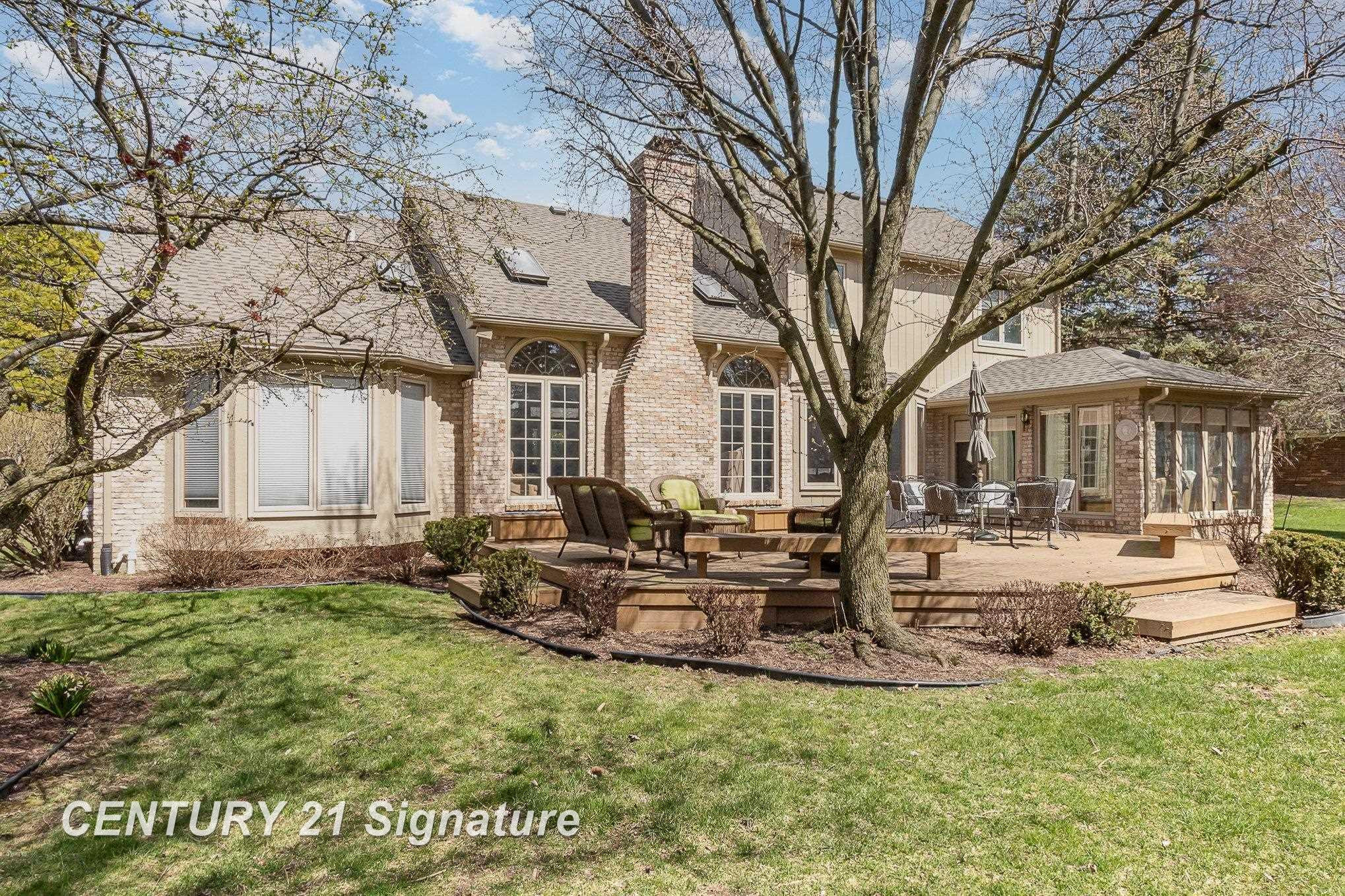 41273 Beacon, Novi, MI 48375 — Photo 43