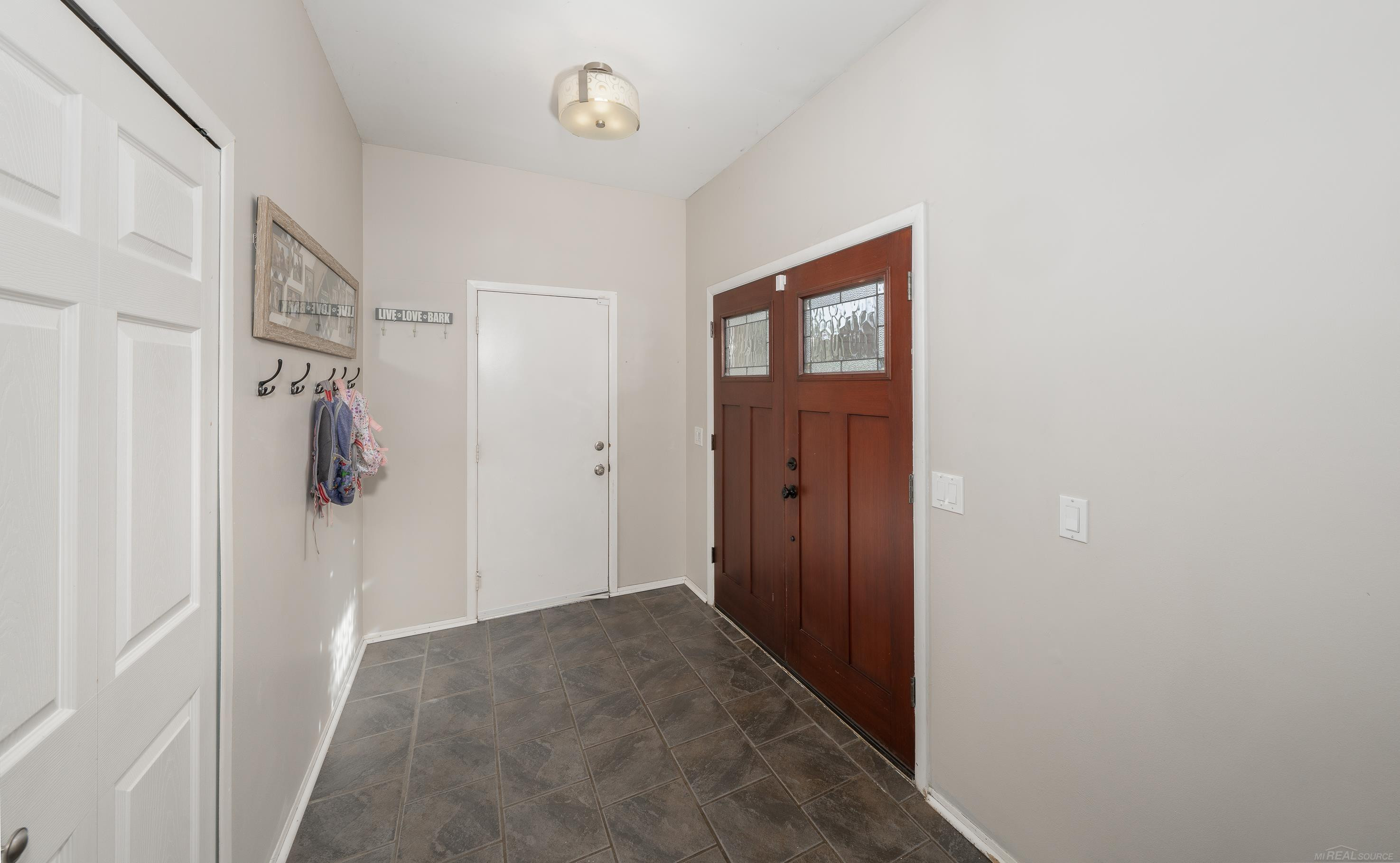 963 Dahlia Lane, Rochester Hills, MI 48307 — Photo 5