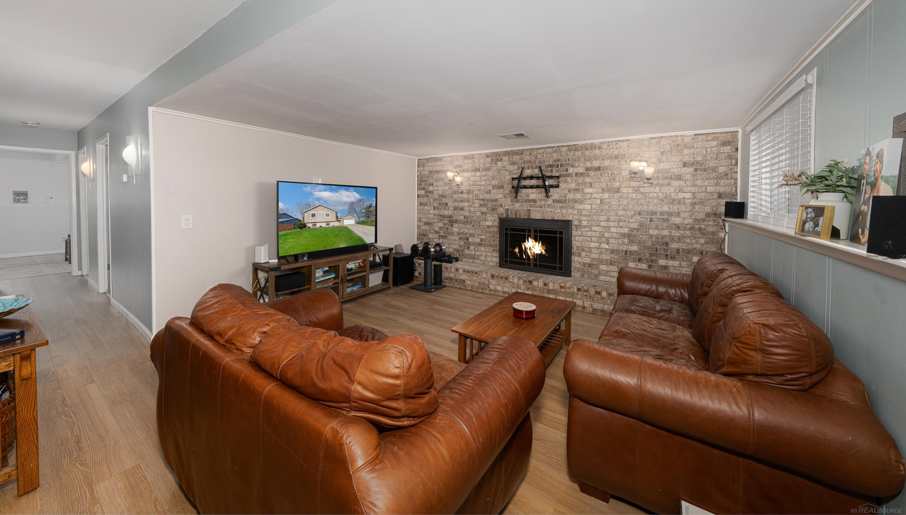 963 Dahlia Lane, Rochester Hills, MI 48307 — Photo 26