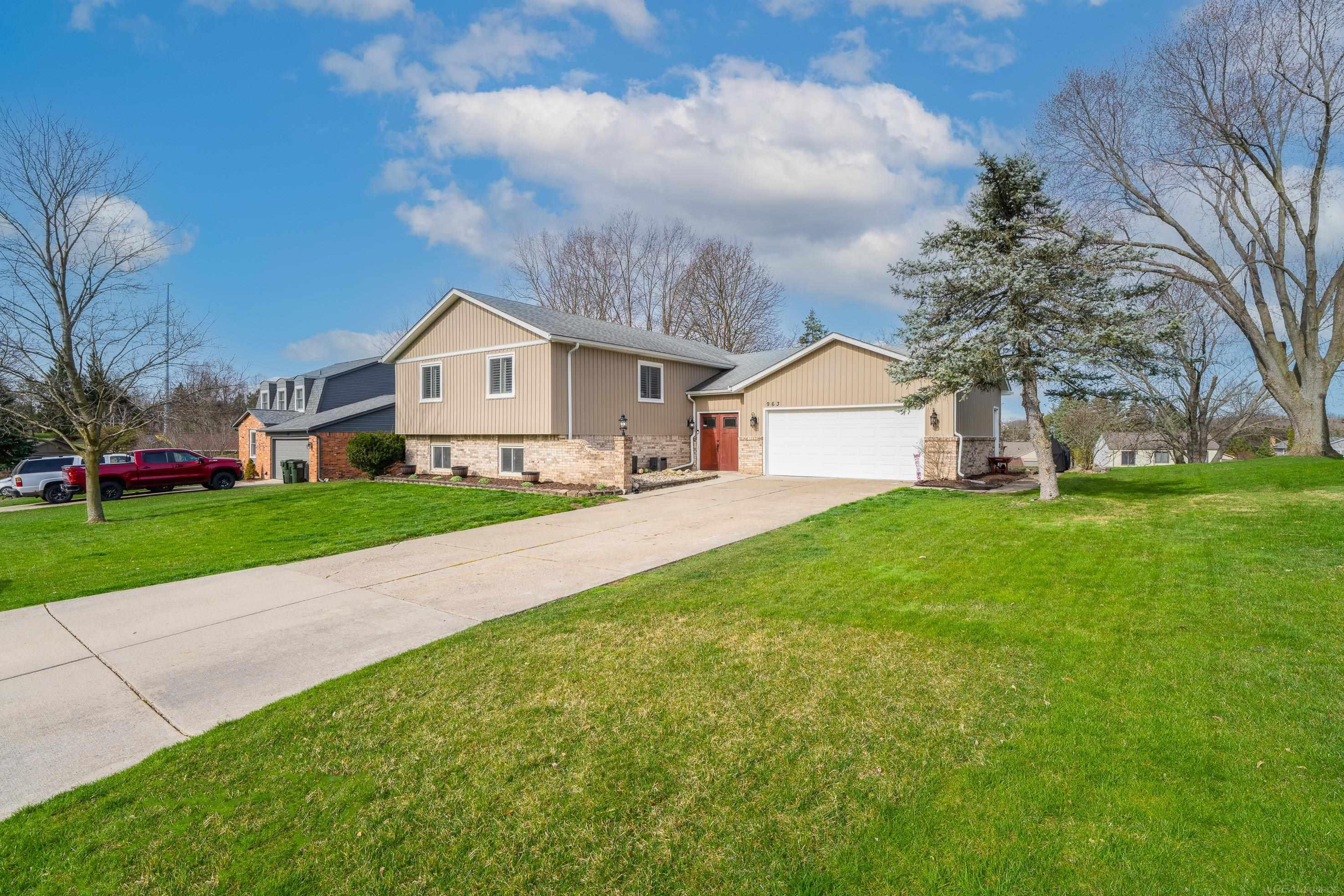 963 Dahlia Lane, Rochester Hills, MI 48307 — Photo 36