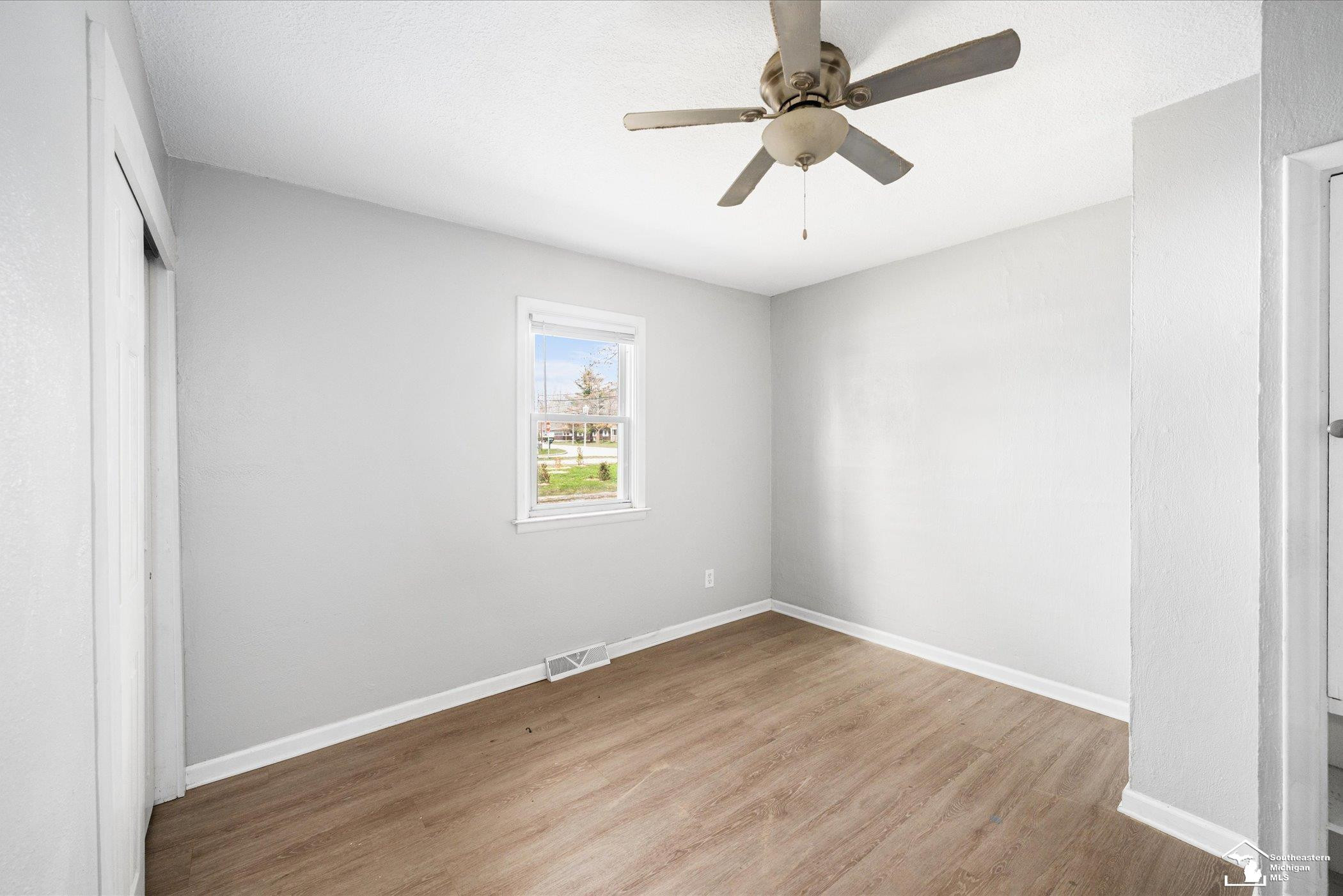 8303 Summerfield, Lambertville, MI 48144 — Photo 8
