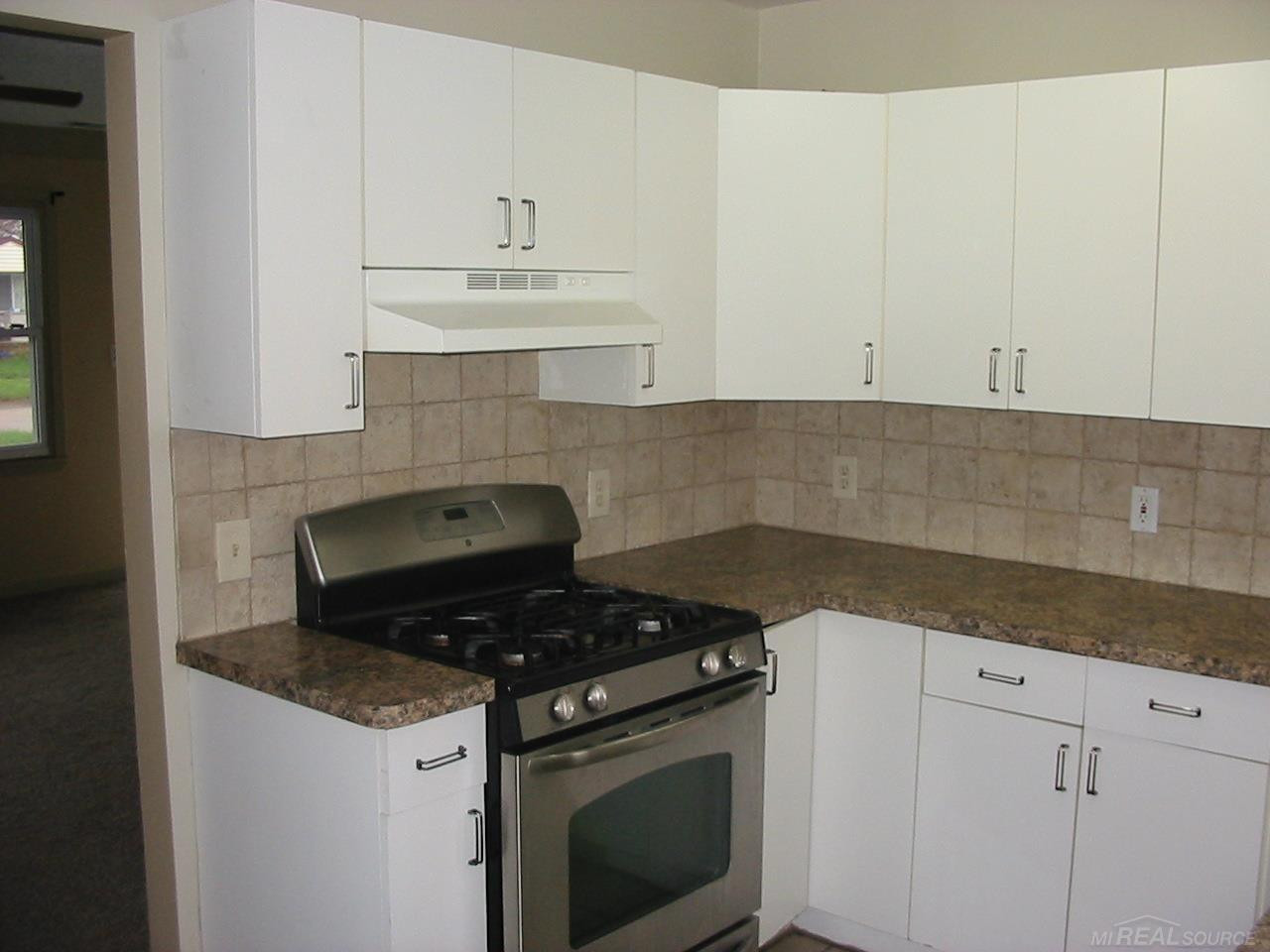 930 sprague, Madison Heights, MI 48071 — Photo 6