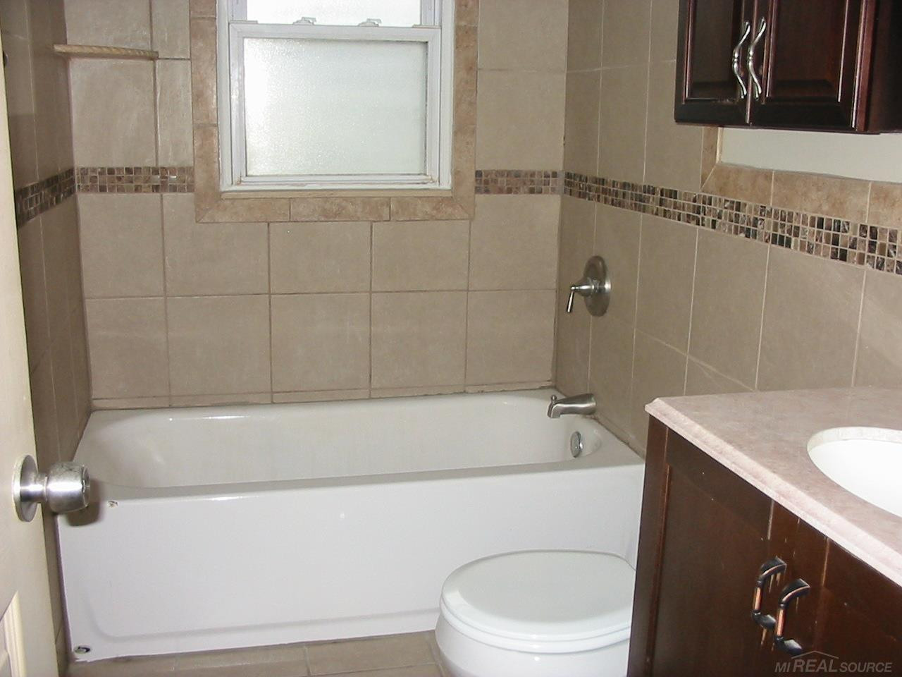 930 sprague, Madison Heights, MI 48071 — Photo 12