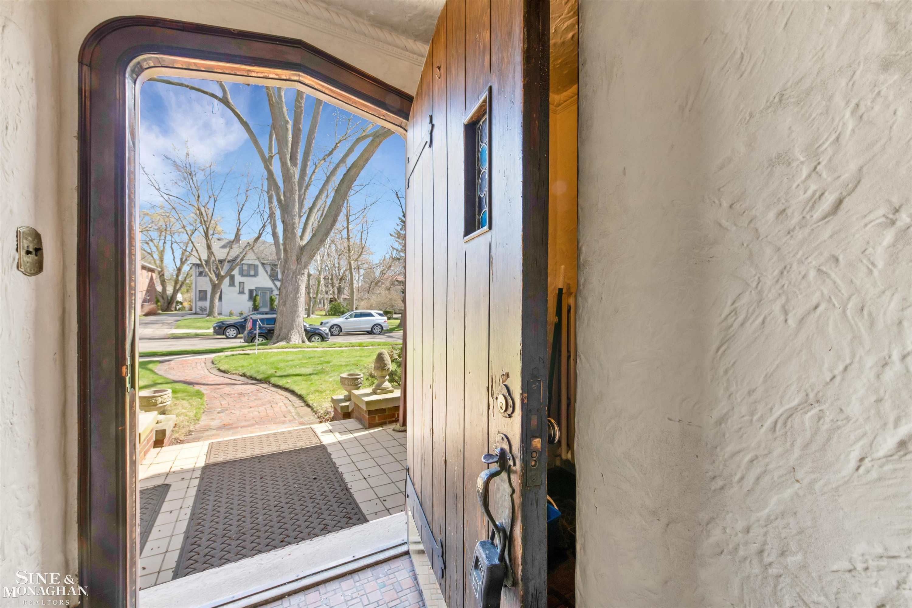 945 Harcourt Road, Grosse Pointe Park, MI 48230 — Photo 5