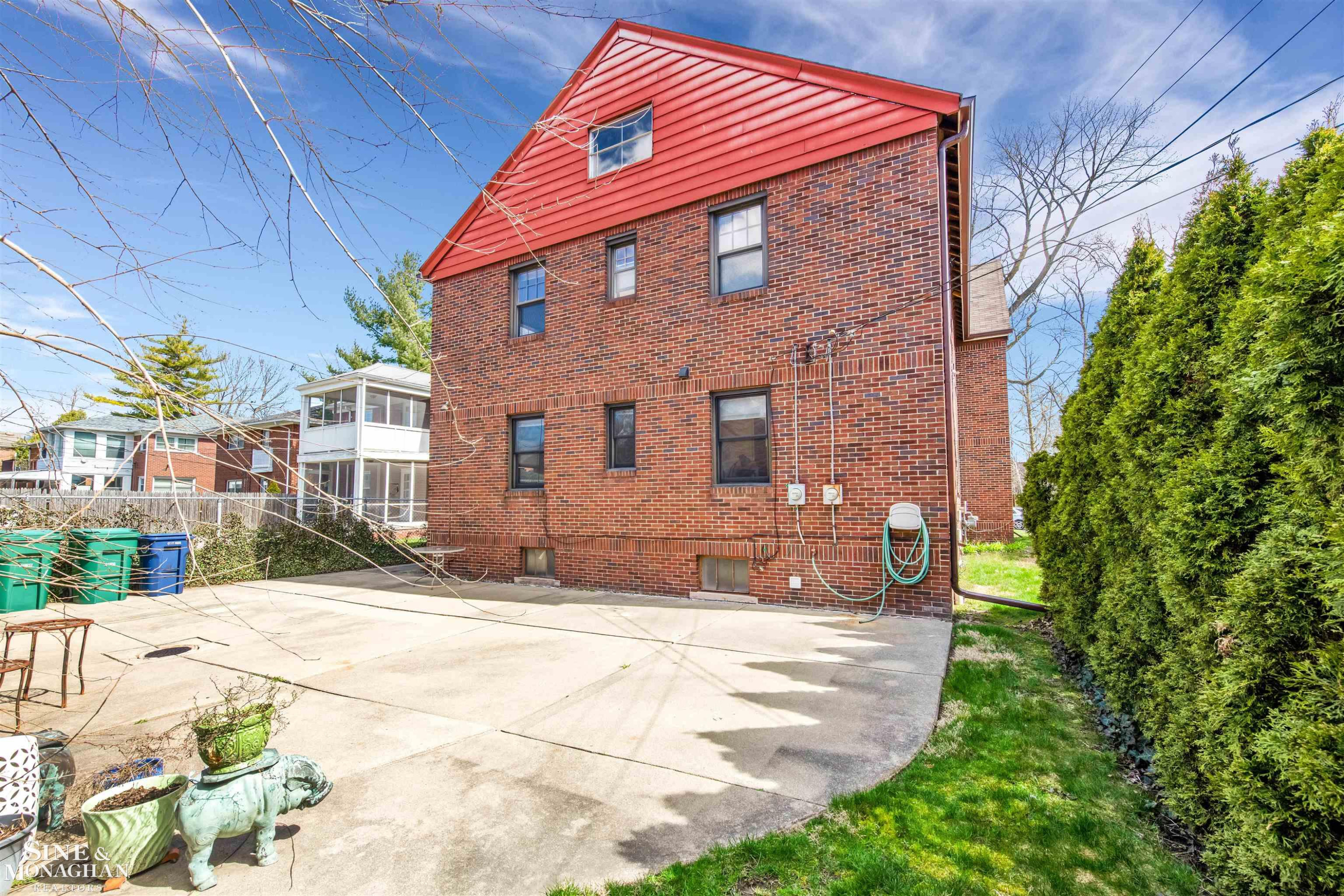 945 Harcourt Road, Grosse Pointe Park, MI 48230 — Photo 25