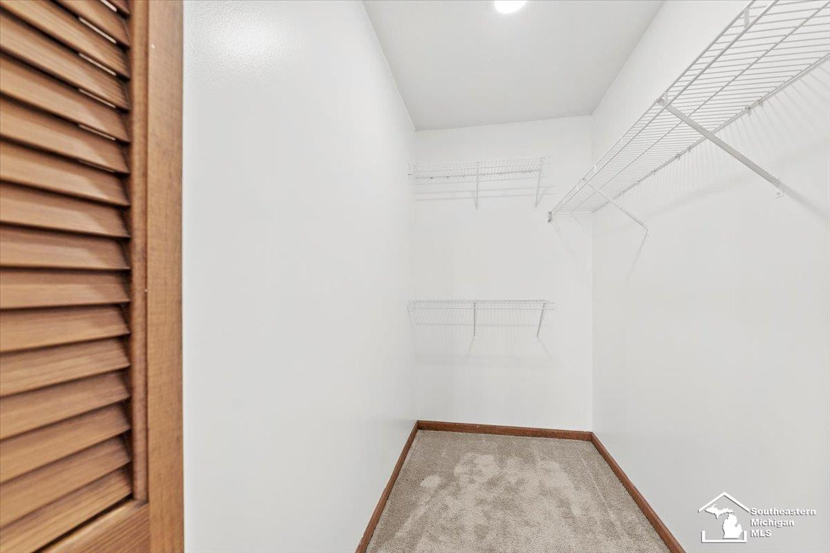 1575 Harbour Boulevard, 170, Trenton, MI 48183 — Photo 18