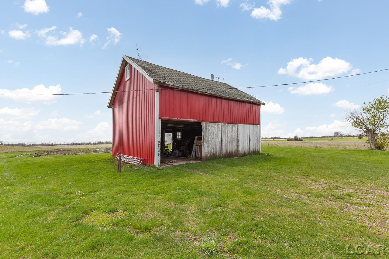 7905 Burton, Adrian, MI 49221 — Photo 6