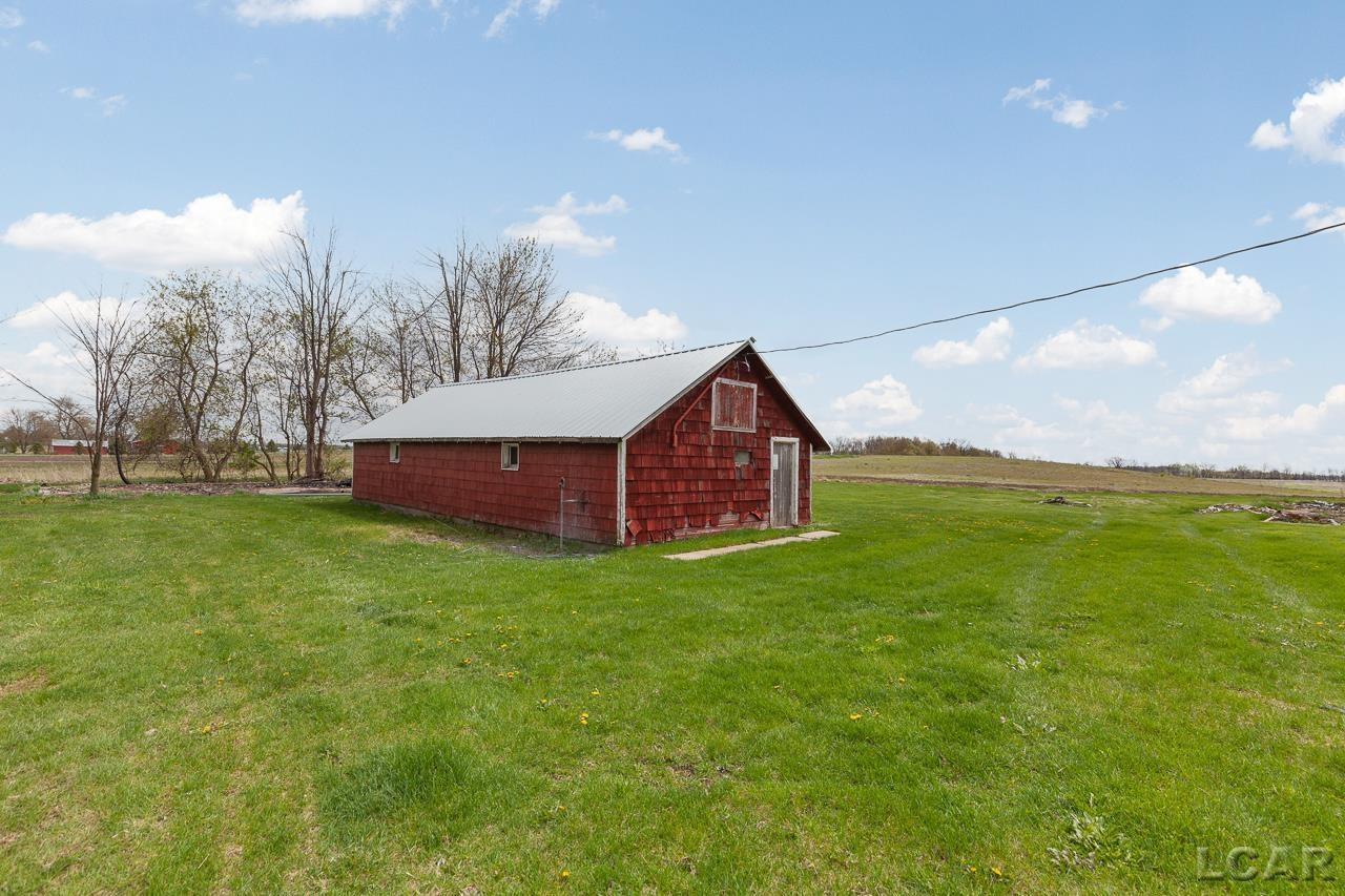 7905 Burton, Adrian, MI 49221 — Photo 7