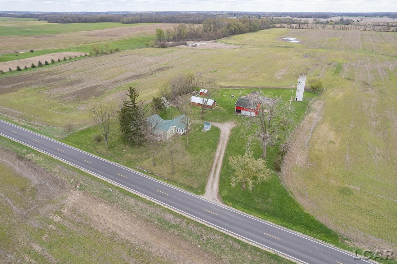 7905 Burton, Adrian, MI 49221 — Photo 13