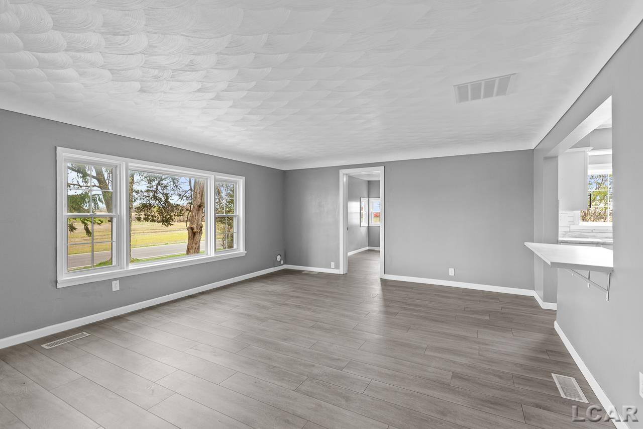 7905 Burton, Adrian, MI 49221 — Photo 21