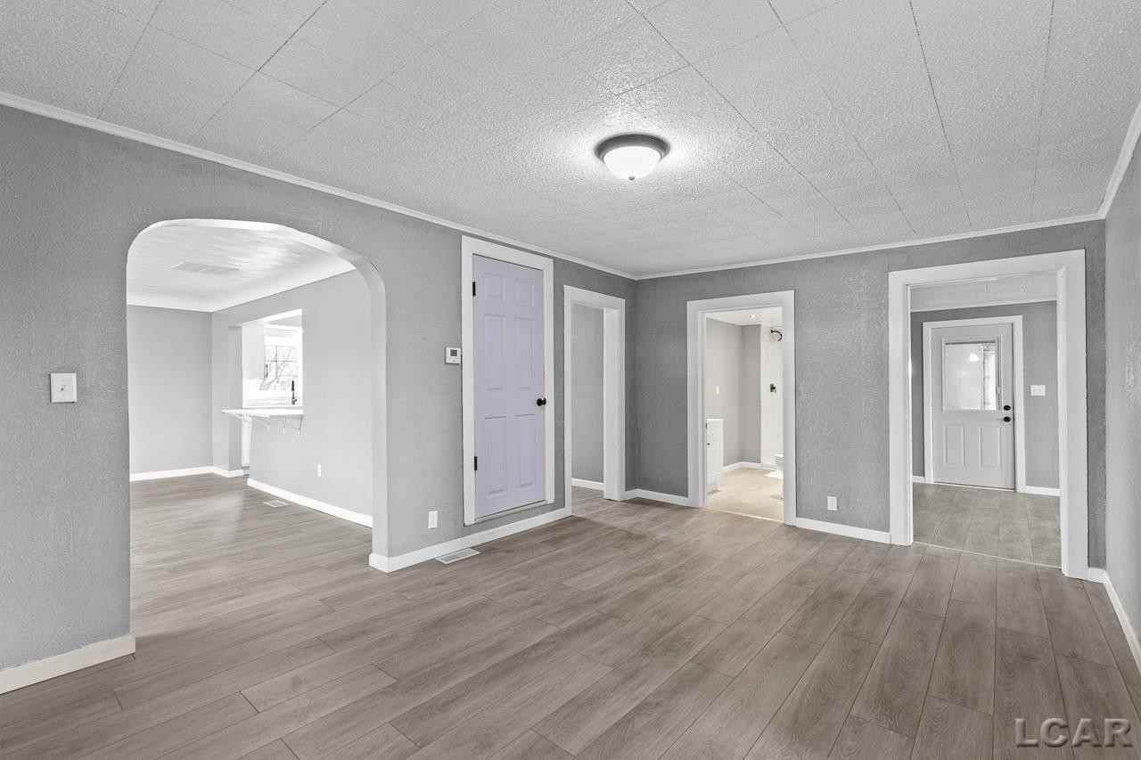 7905 Burton, Adrian, MI 49221 — Photo 23