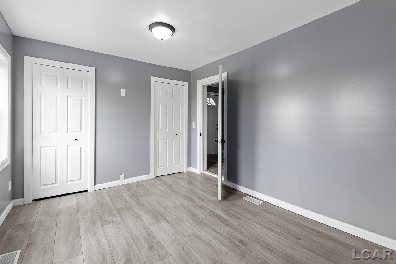 7905 Burton, Adrian, MI 49221 — Photo 31
