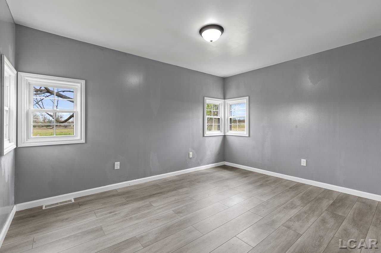 7905 Burton, Adrian, MI 49221 — Photo 37