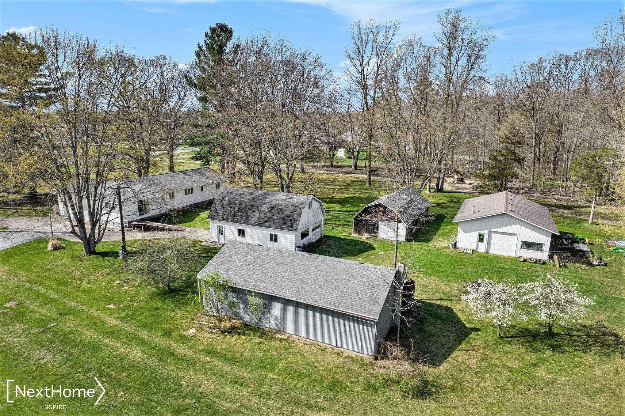 11655 Maple, Birch Run, MI 48415 — Photo 2