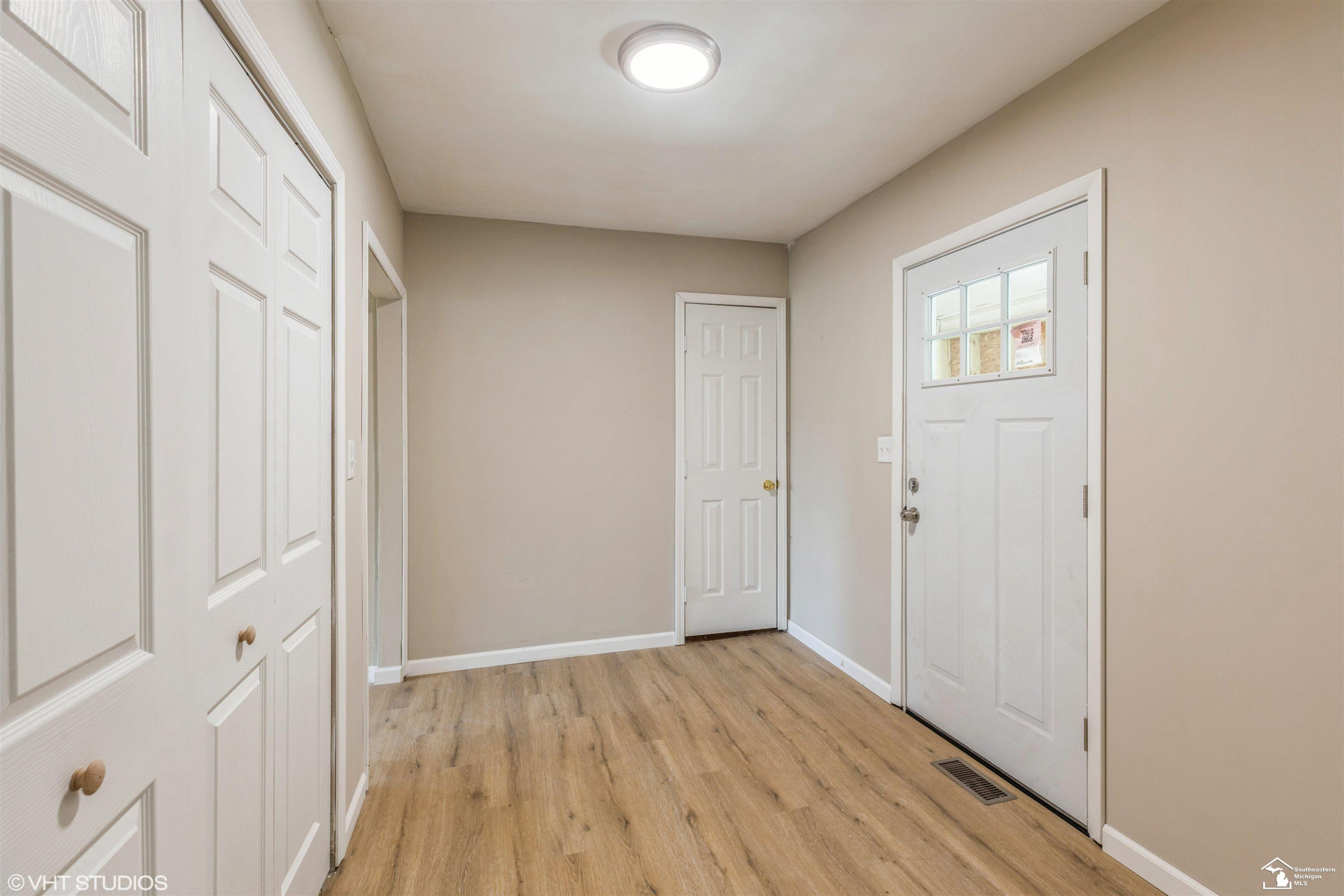 6668 Hazeldell Drive, Temperance, MI 48182 — Photo 16